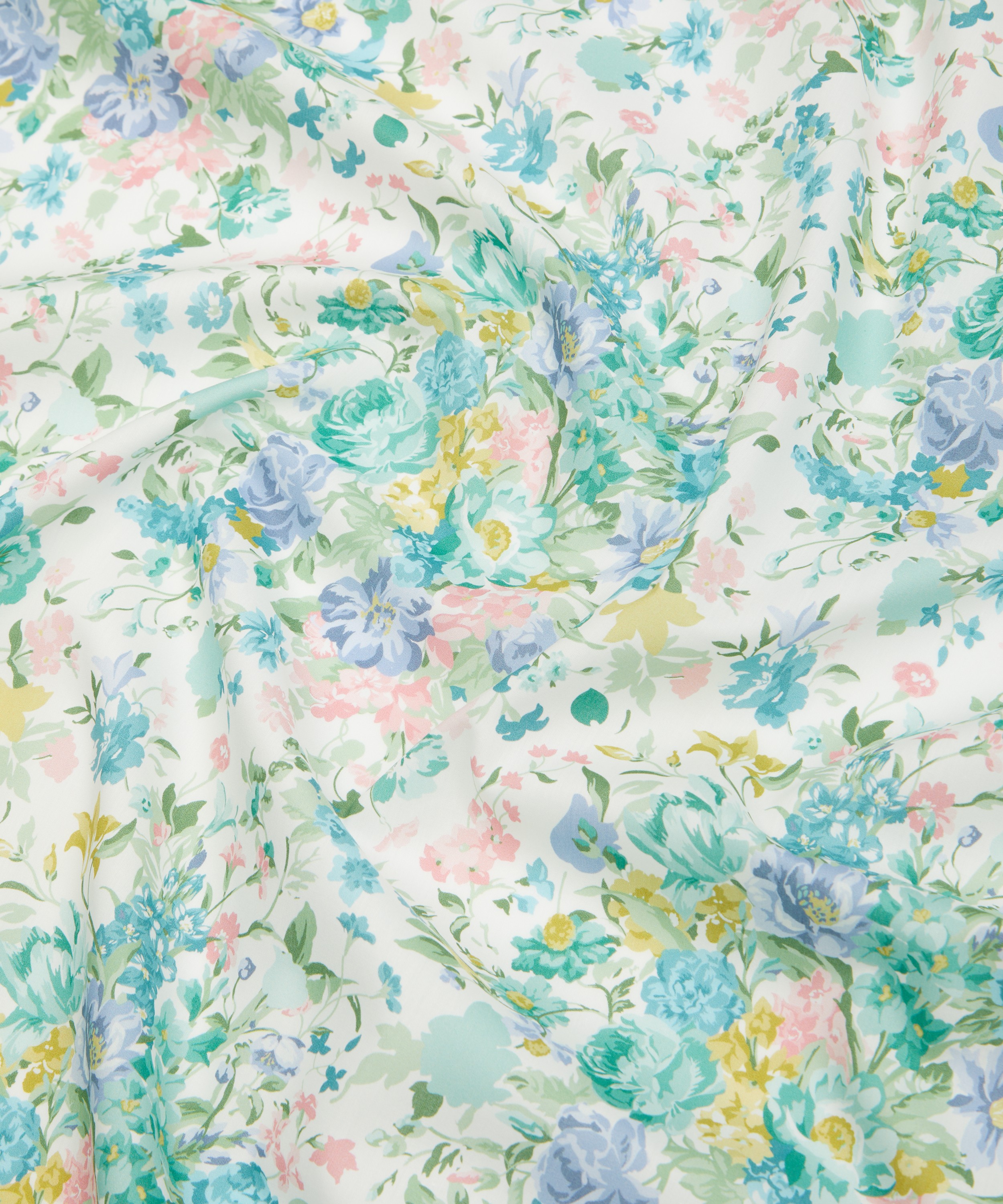 Liberty Fabrics - Liberty Fabrics x Bridgerton Bouquet Parade Tana Lawn™ Cotton image number 3