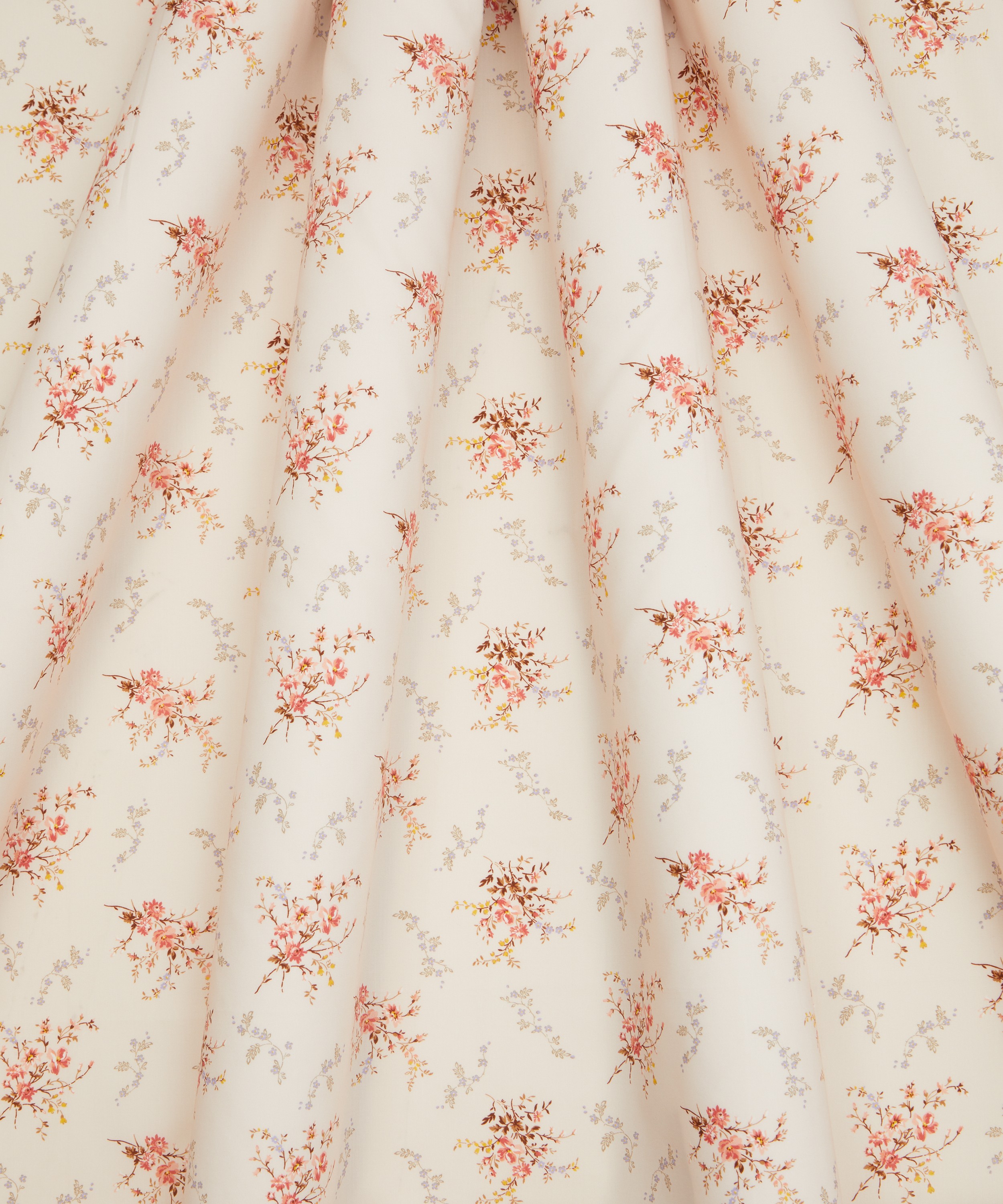 Liberty Fabrics - Liberty Fabrics x Bridgerton Garden Blooms Tana Lawn™ Cotton image number 2