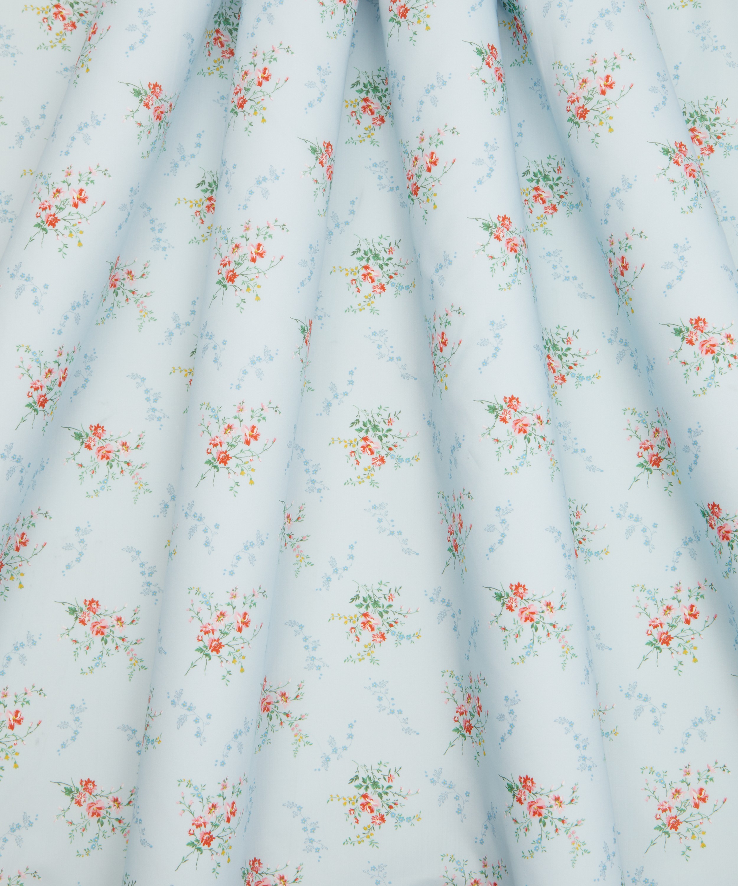 Liberty Fabrics - Liberty Fabrics x Bridgerton Garden Blooms Tana Lawn™ Cotton image number 2