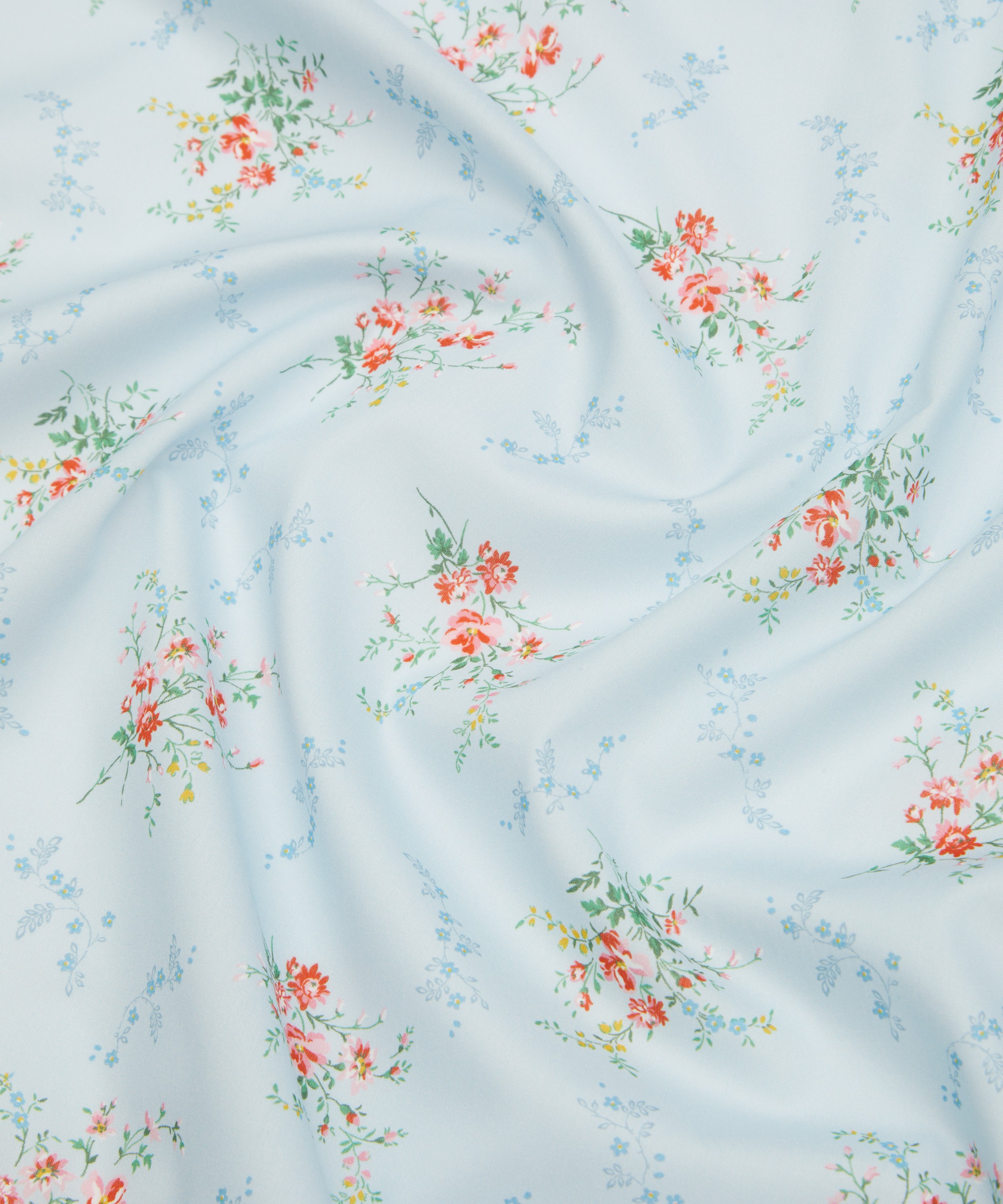 Liberty Fabrics - Liberty Fabrics x Bridgerton Garden Blooms Tana Lawn™ Cotton image number 3