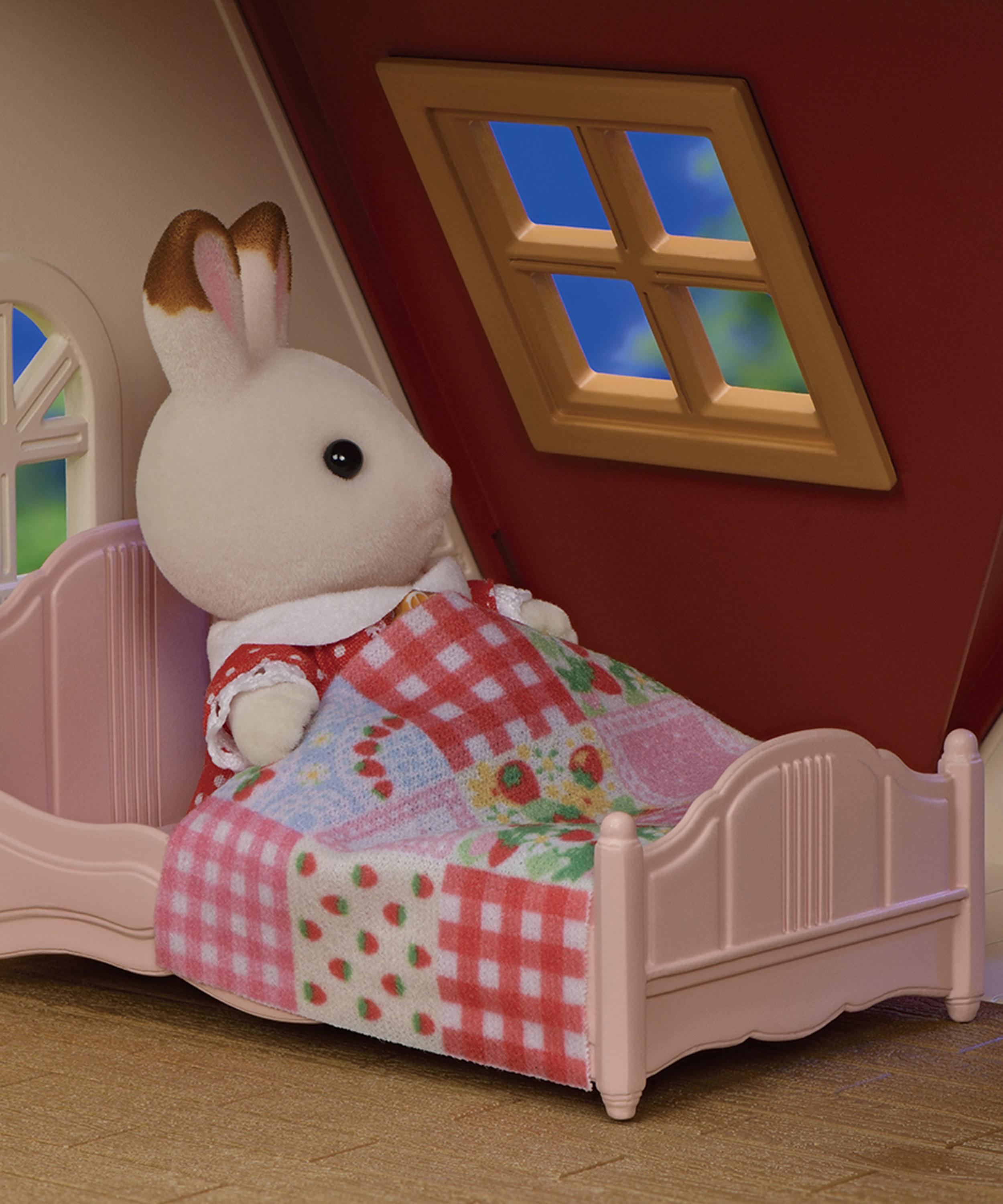 Sylvanian Families - Red Roof Cosy Cottage image number 3