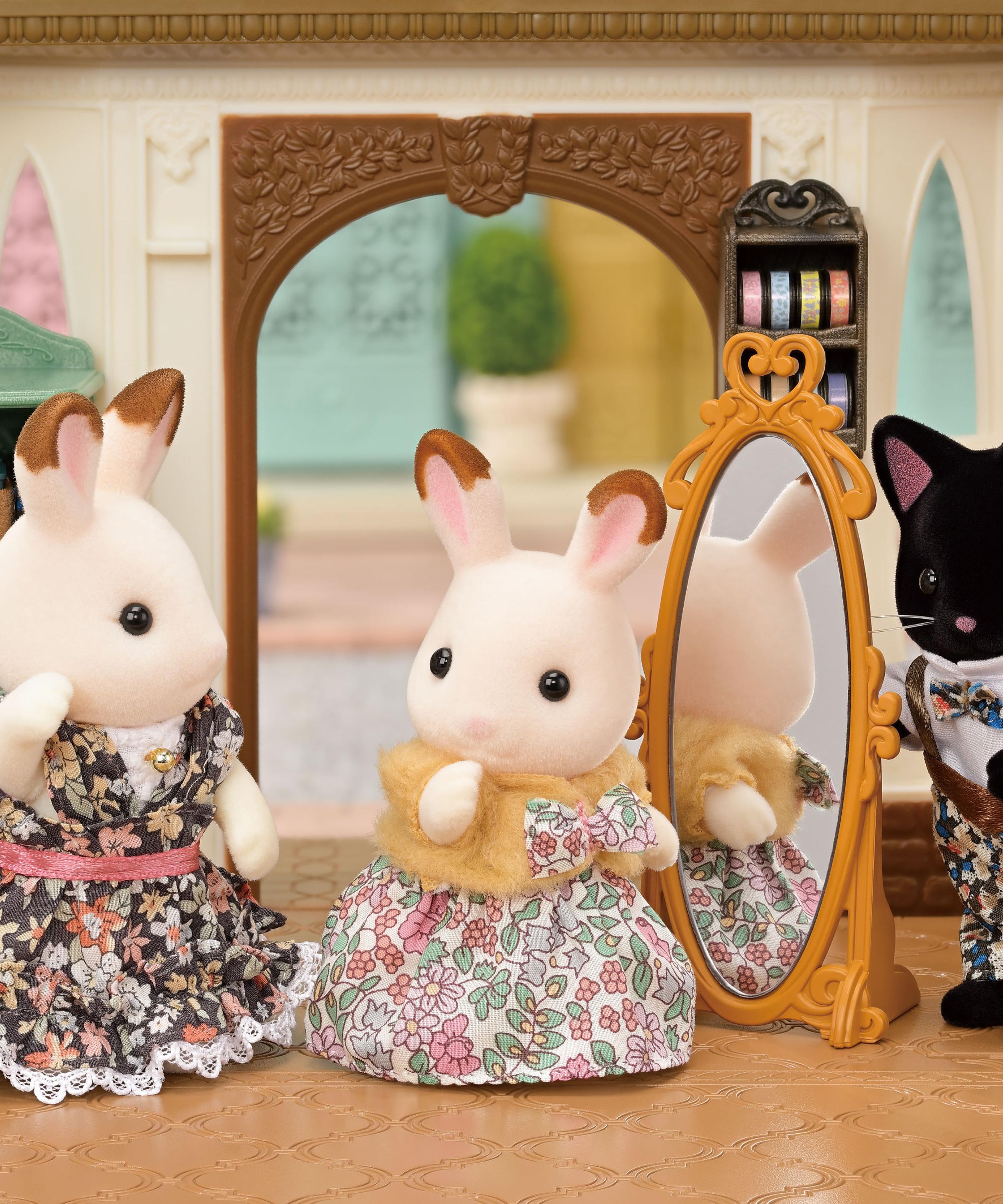 Sylvanian Families - Tailor Set in Liberty Fabric image number 8