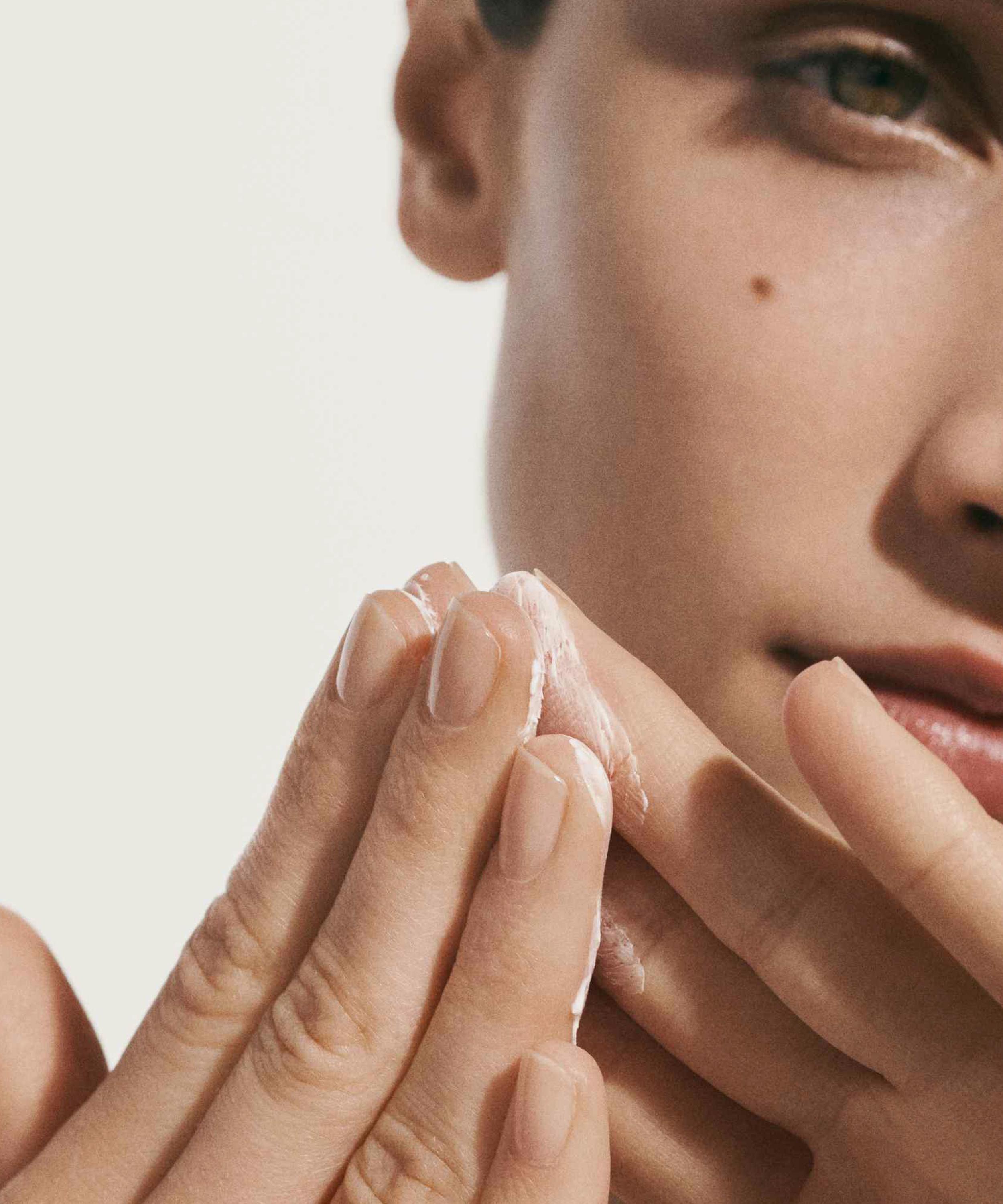 La Mer - The Radiant Renewal Collection image number 6