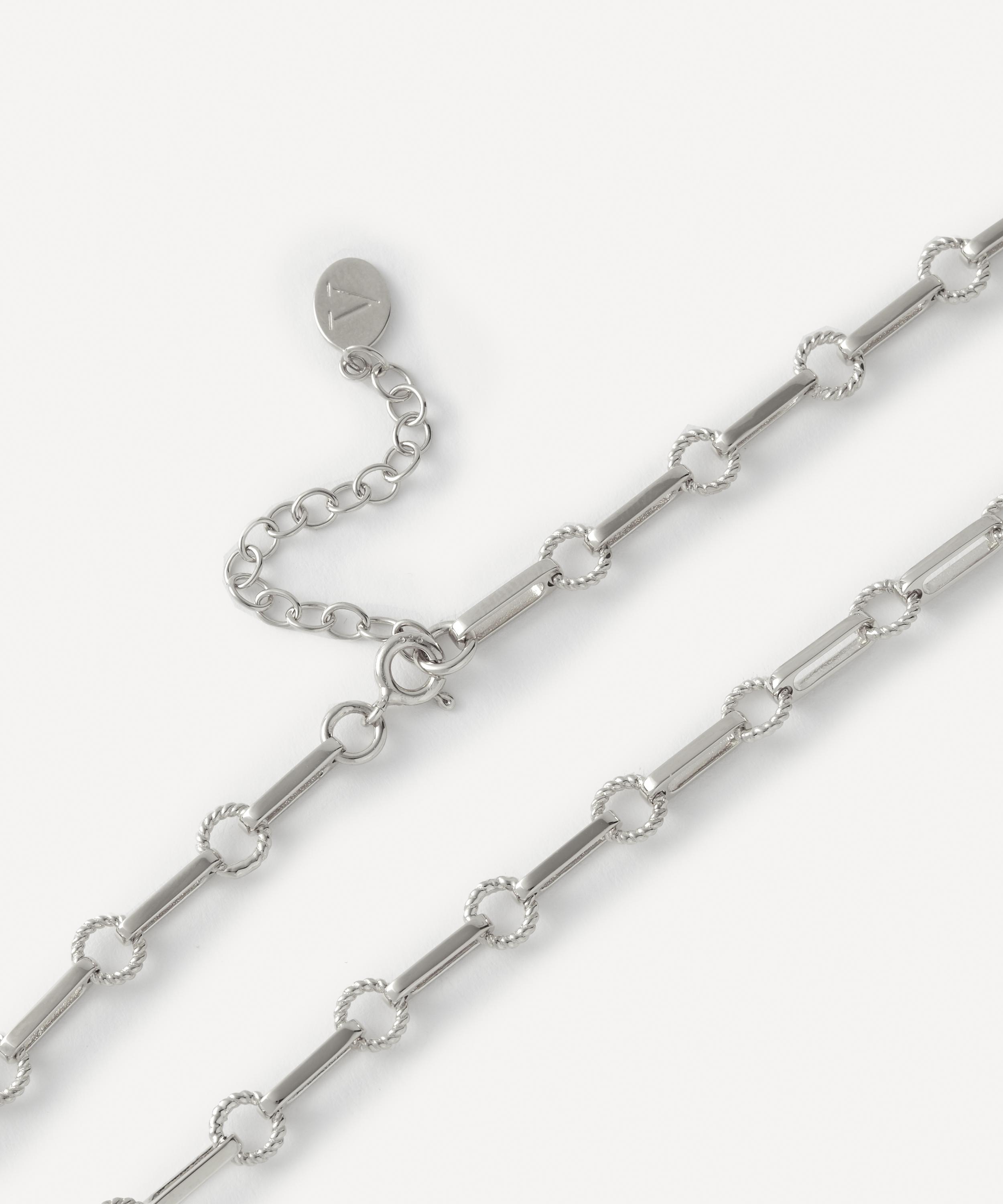 Laura Vann - Sterling Silver Twisted Link Vintage Chain Necklace image number 1