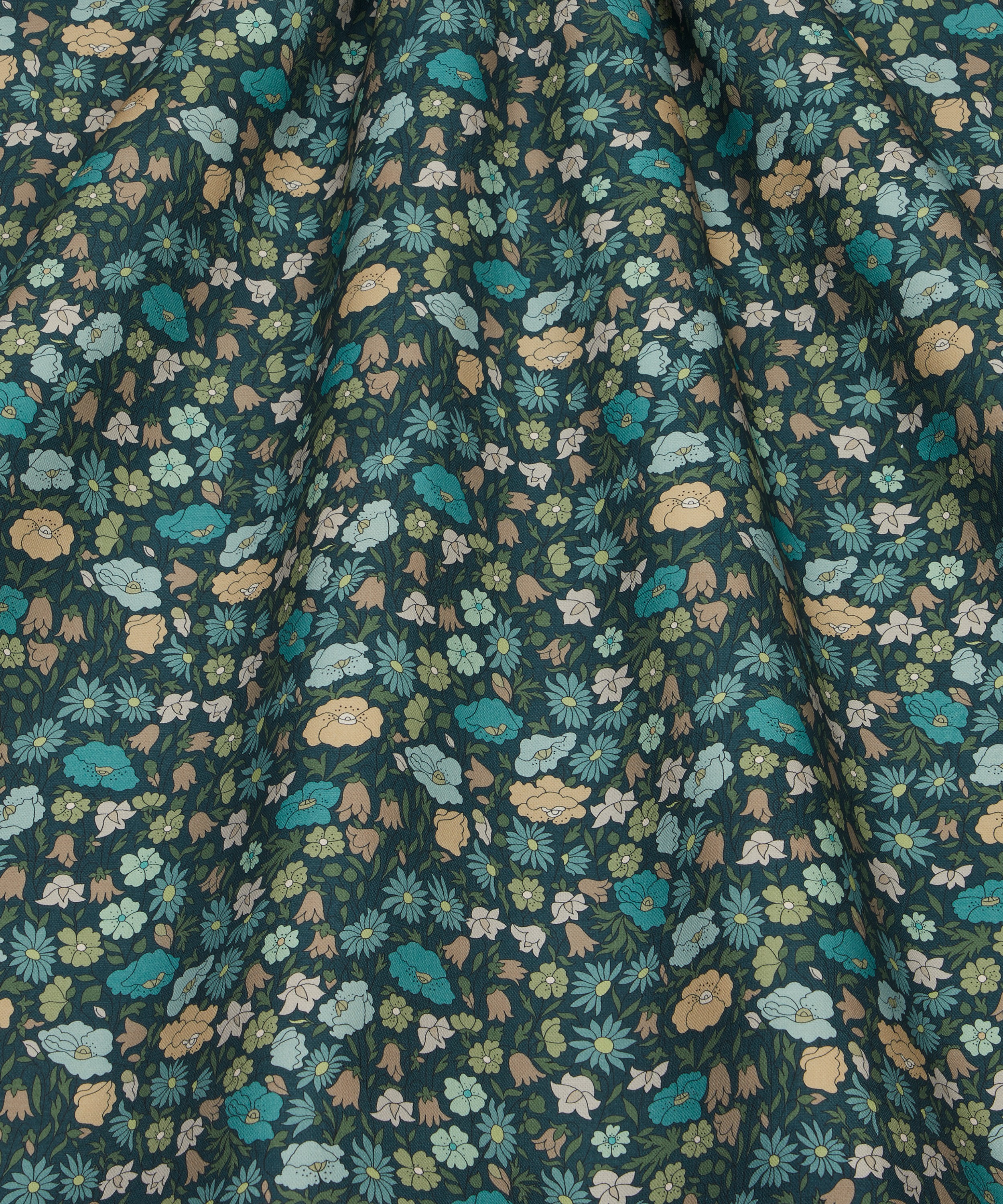 Liberty Interiors - Poppy Meadowfield Cotton in Scarab image number 2