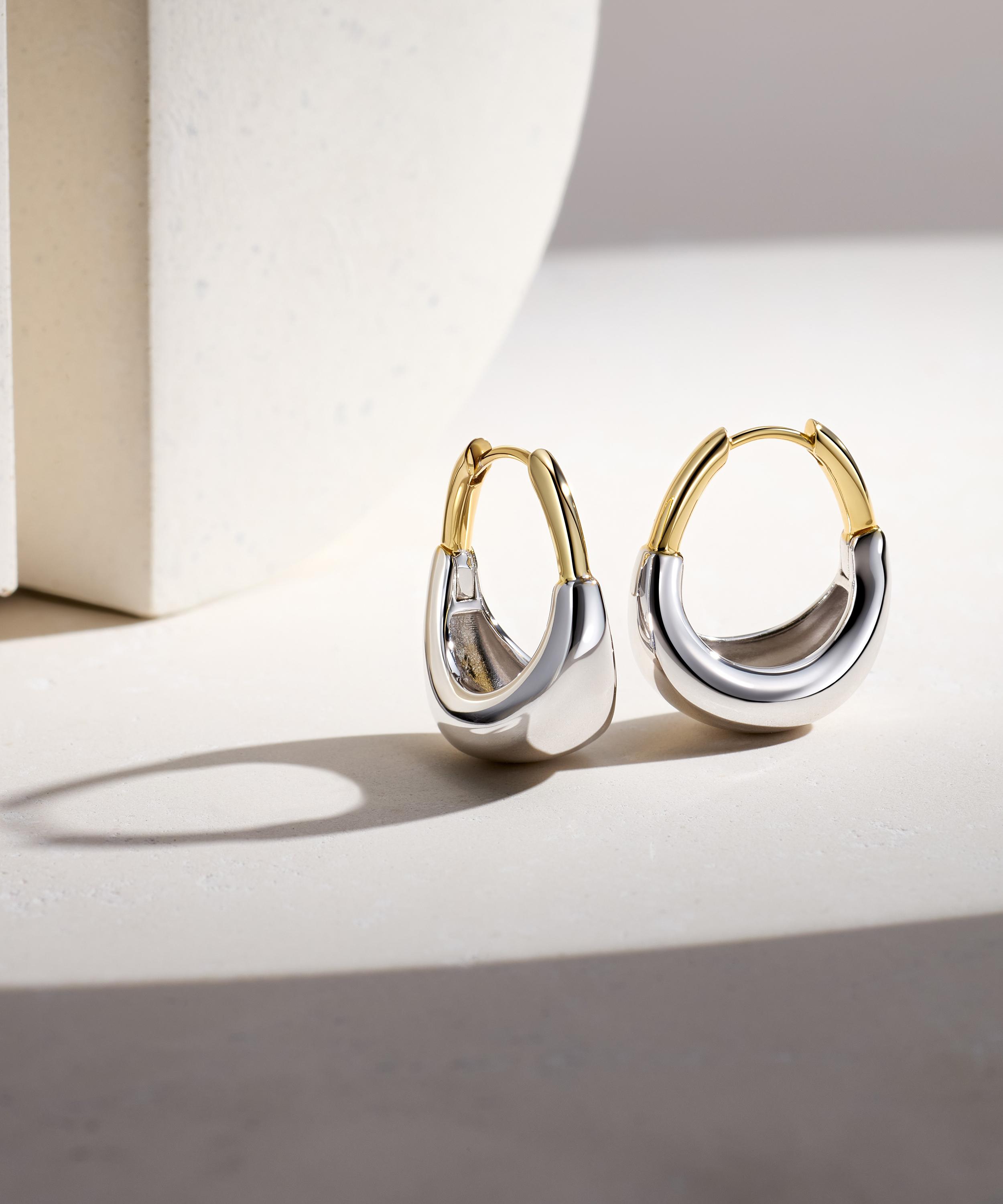Astley Clarke - Mixed Metal Chunky Aurora U-Hoop Hoop Earrings image number 1