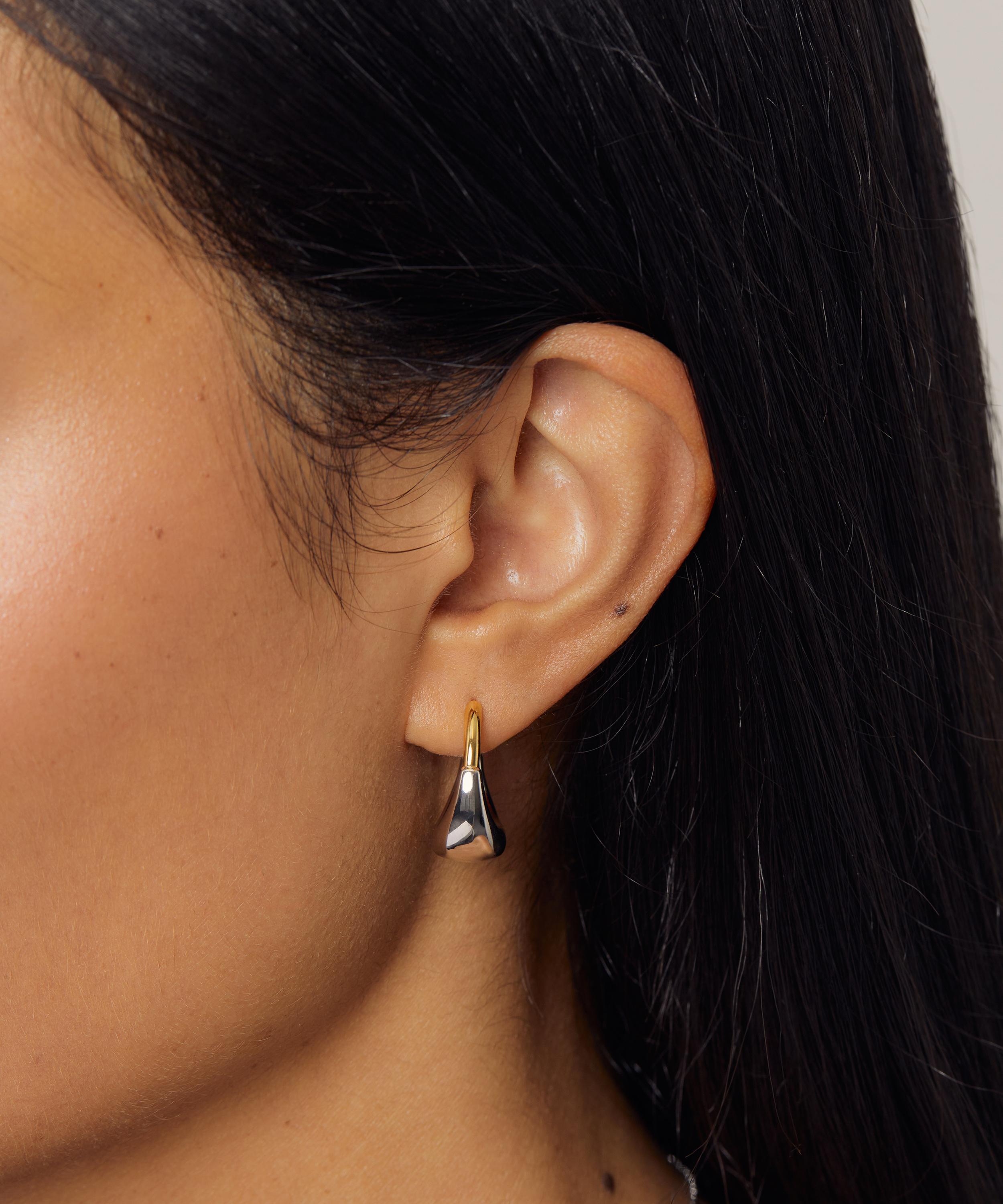 Astley Clarke - Mixed Metal Chunky Aurora U-Hoop Hoop Earrings image number 2