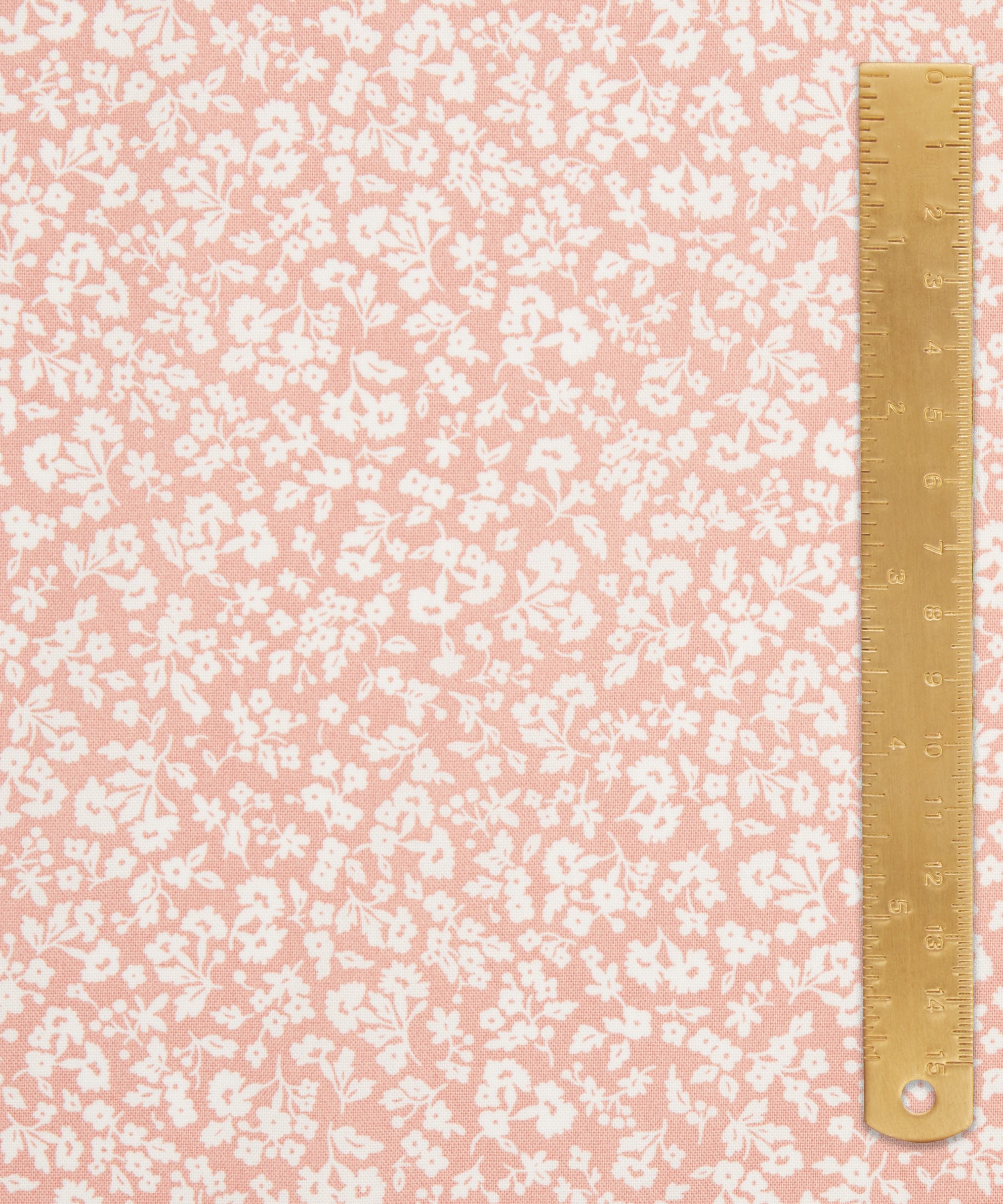 Liberty Fabrics - Dainty Meadow Lasenby Quilting Cotton image number 4