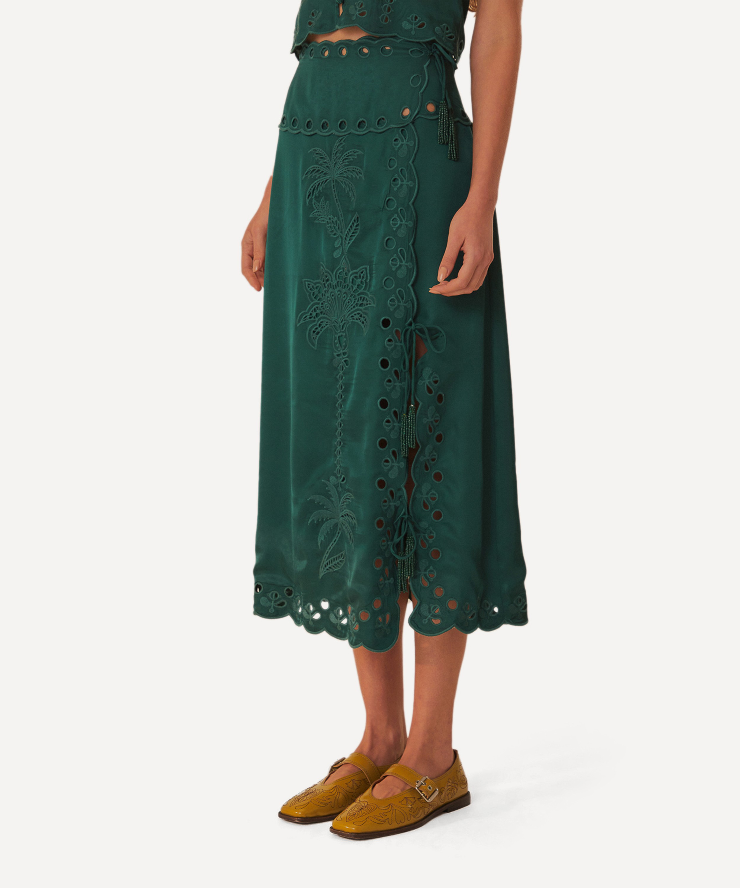 FARM Rio - Green Richelieu Midi Skirt image number 1