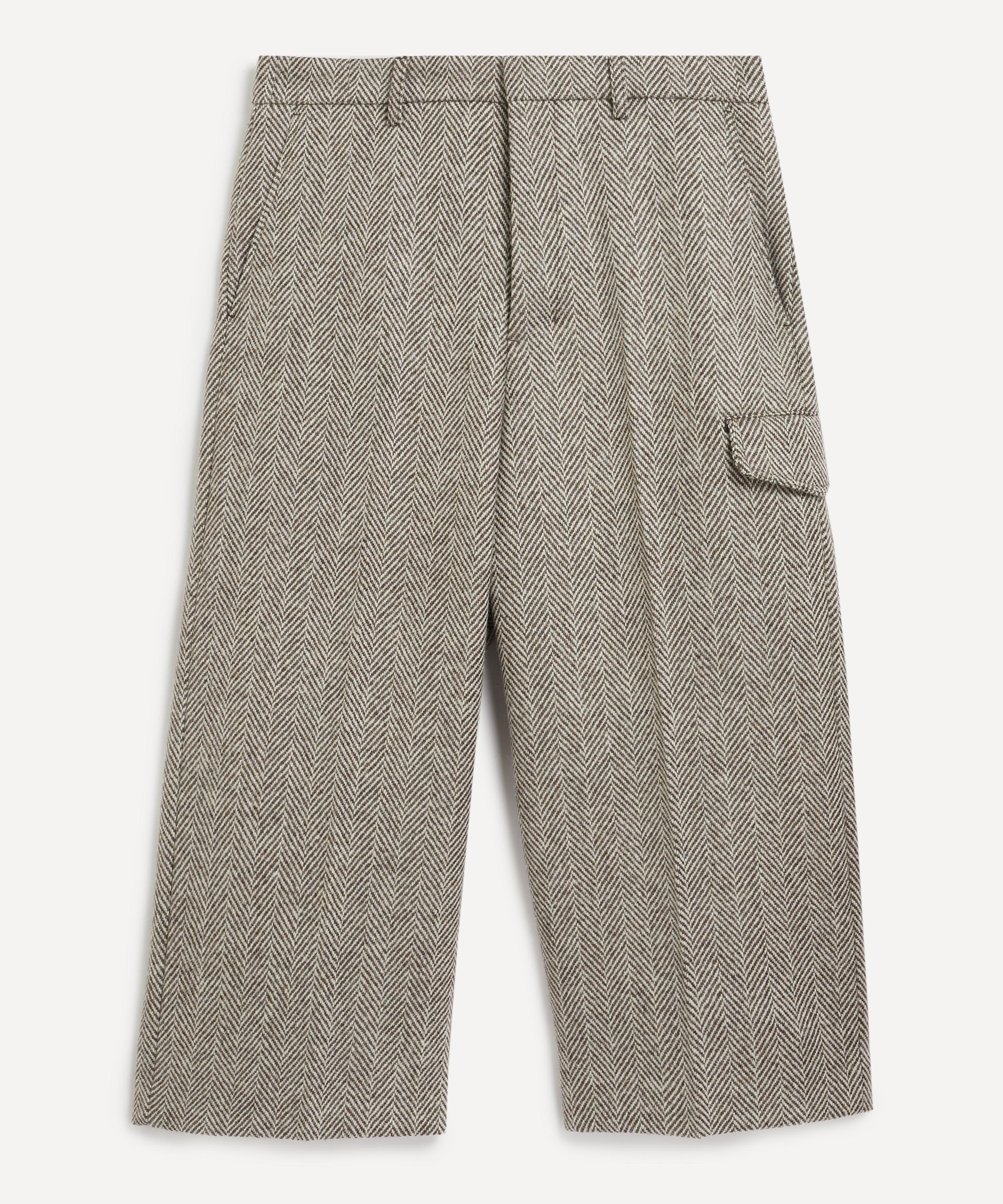 Ami - Military Wide Bermuda Herringbone Shorts image number 0