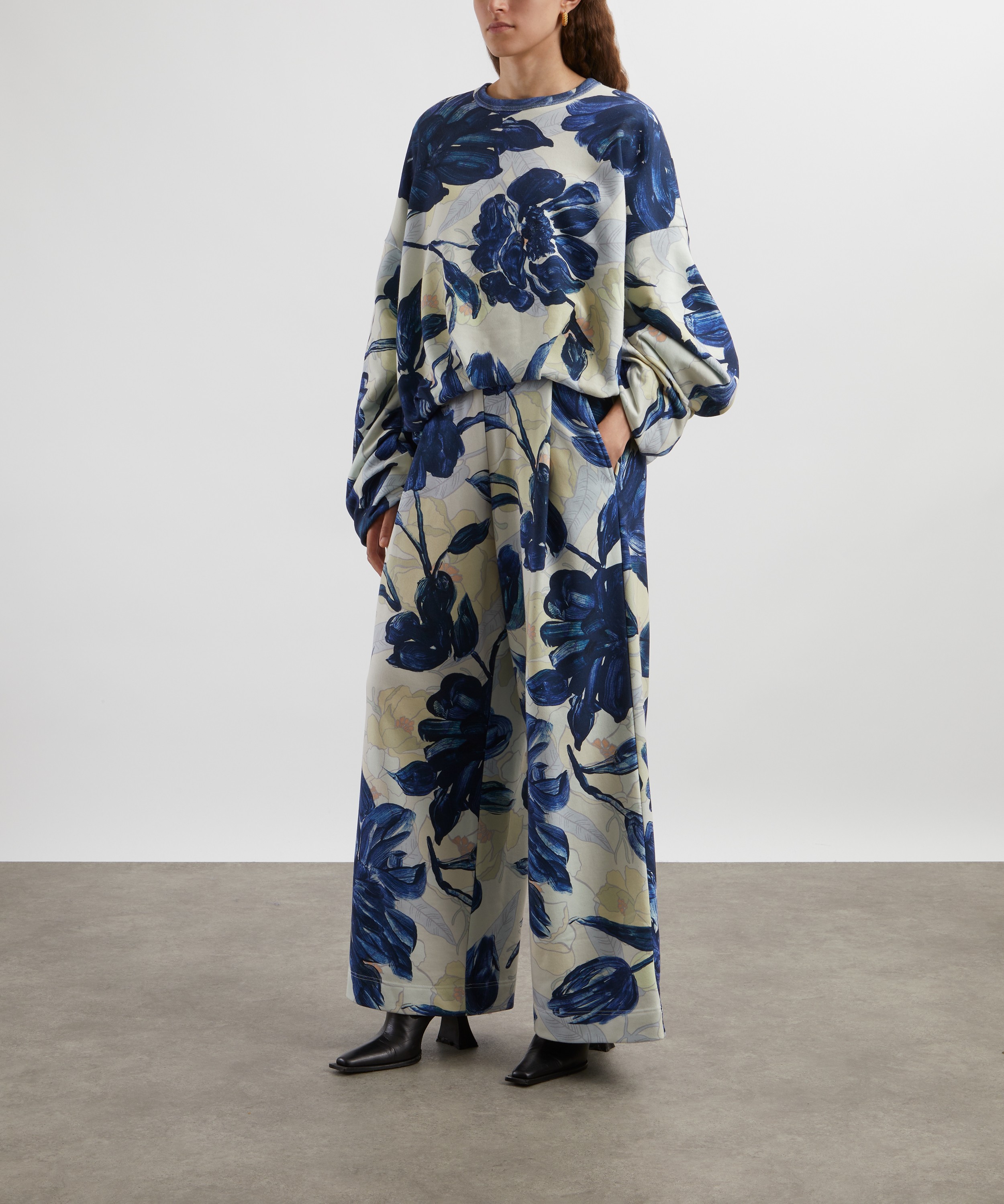 Dries Van Noten - Blue Floral Drawstring Wide Leg Trousers image number 1