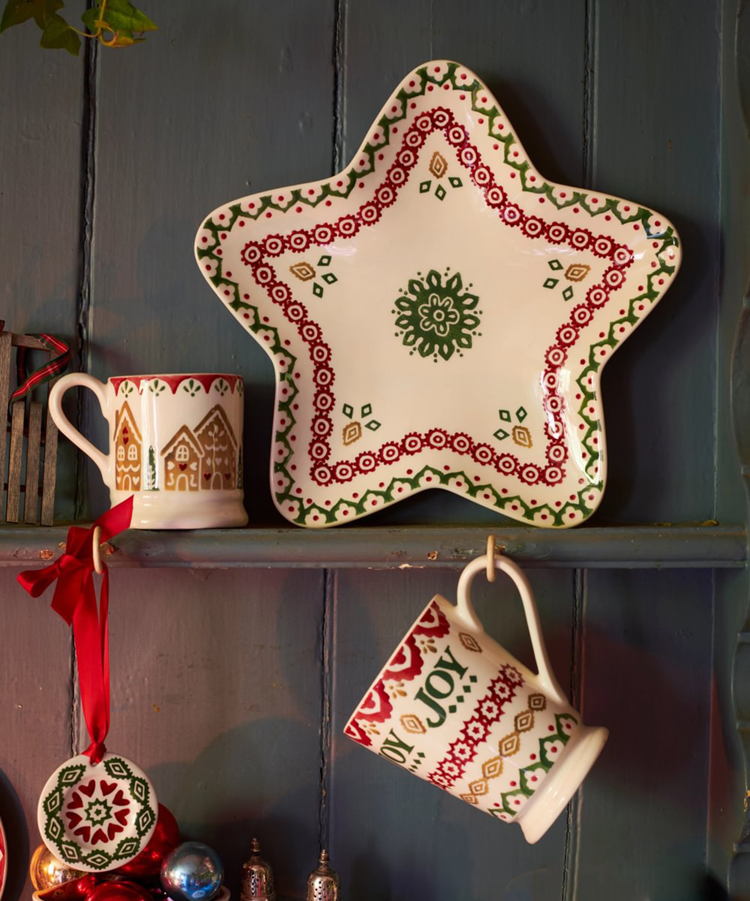 Emma Bridgewater - Christmas Joy Medium Star Plate image number 2