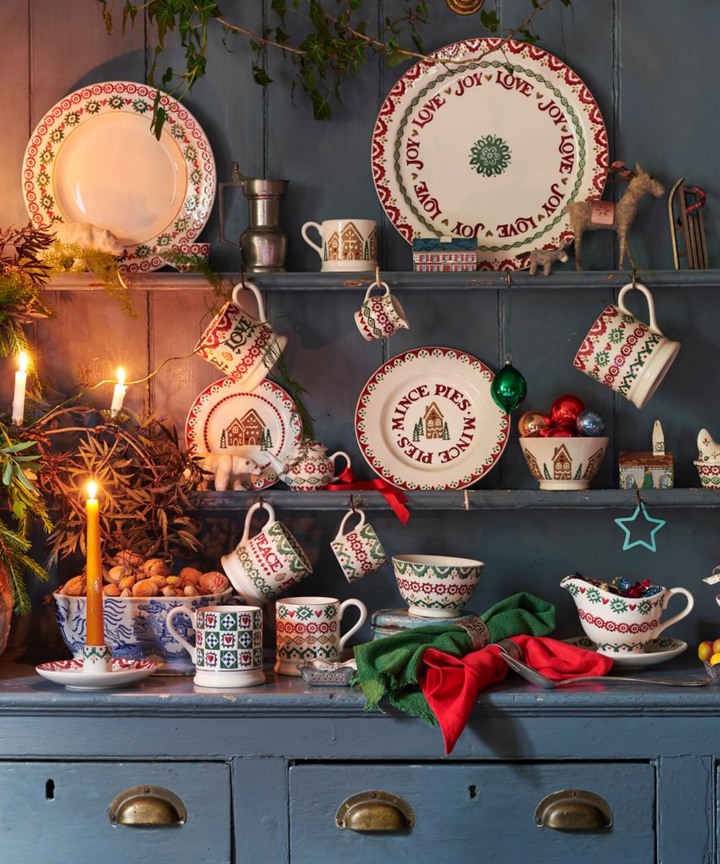 Emma Bridgewater - Christmas Joy Medium Star Plate image number 3