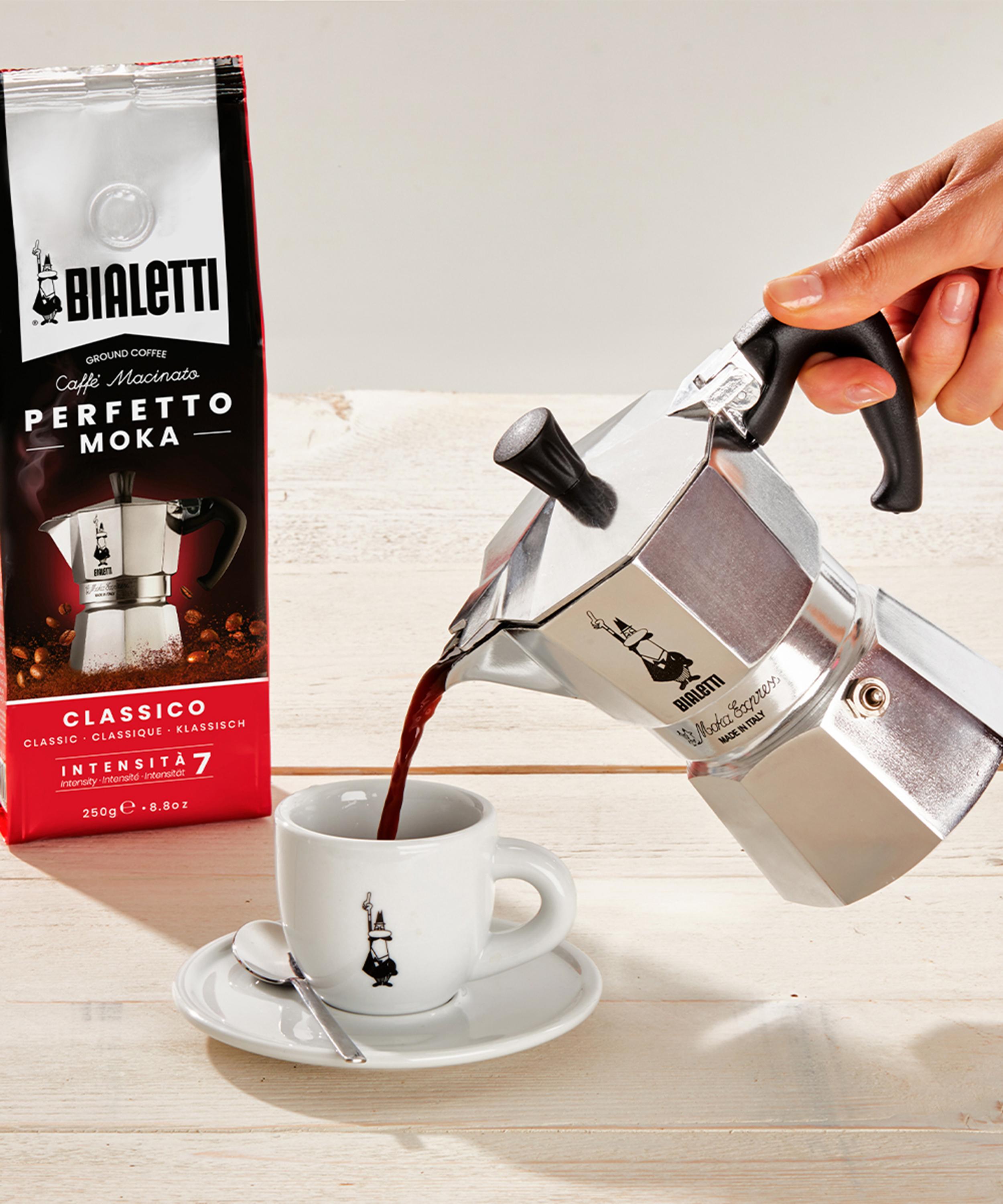 Bialetti - 3 Cup Moka Express Stovetop Coffee Maker image number 2