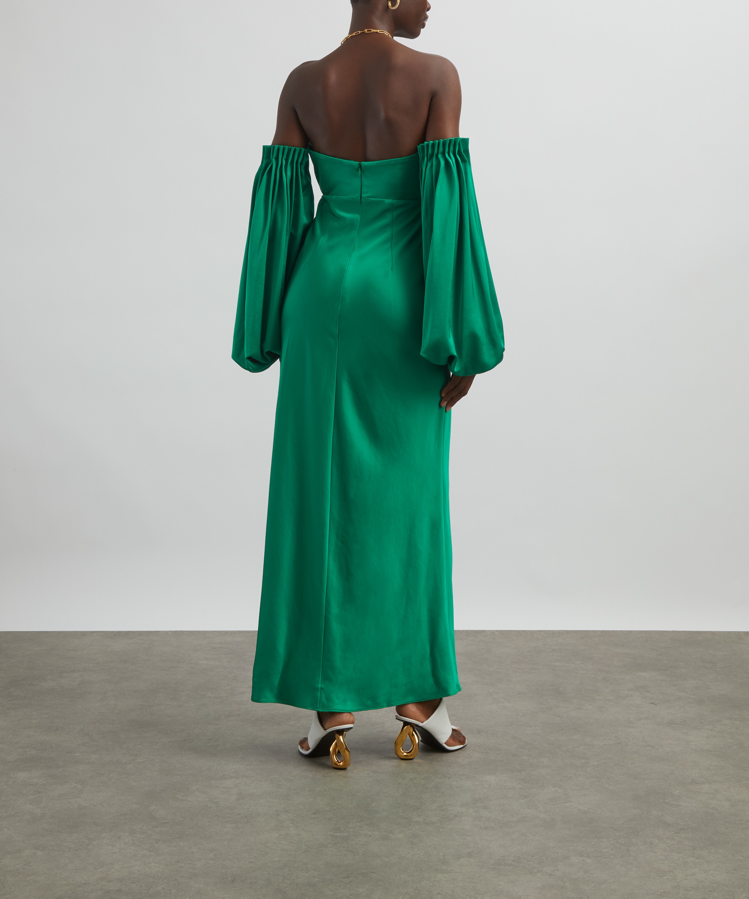 Significant Other - Danika Emerald Off-Shoulder Dress image number 3