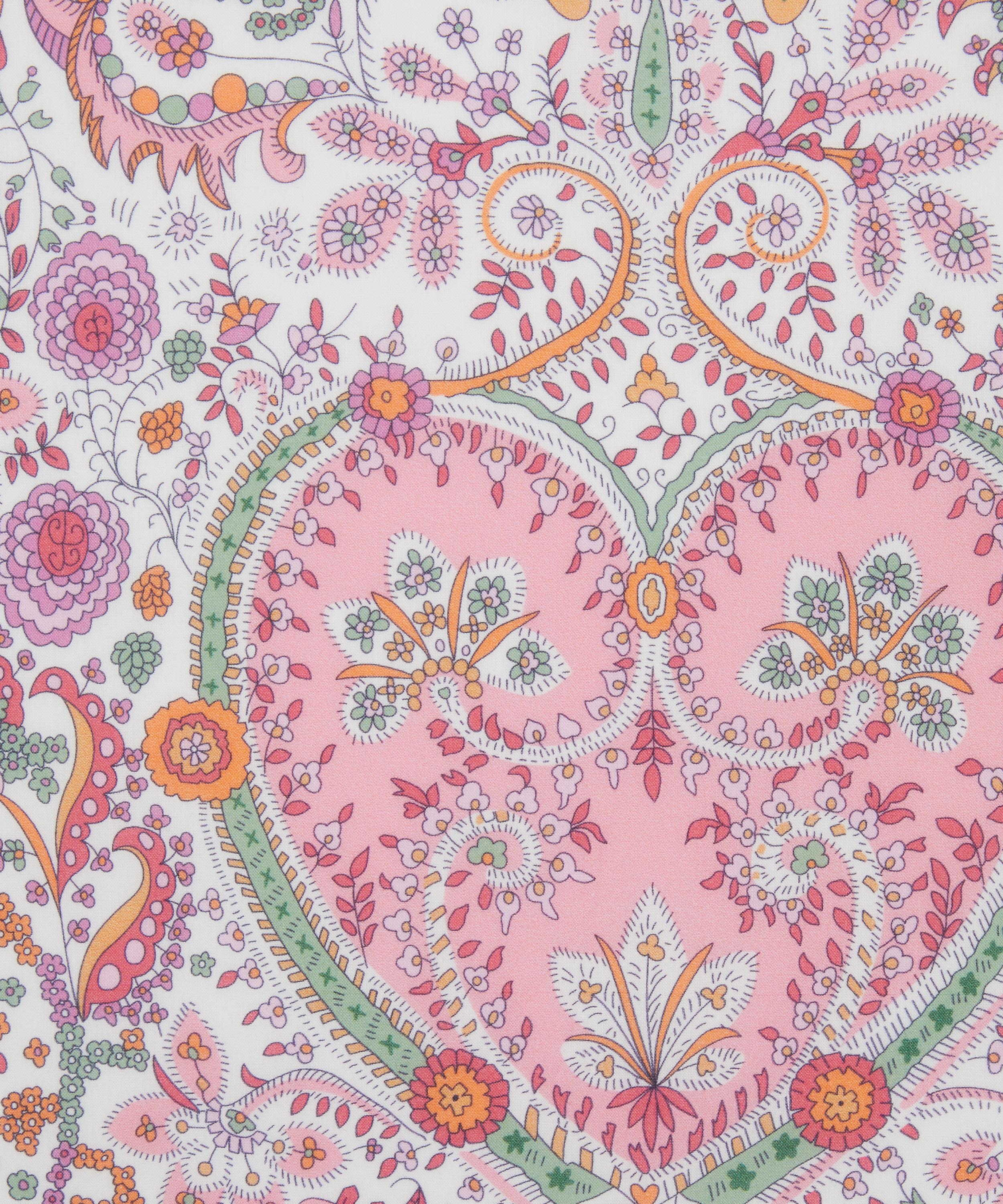 Liberty Fabrics - Theri Kitty Tana Lawn™ Cotton image number 0