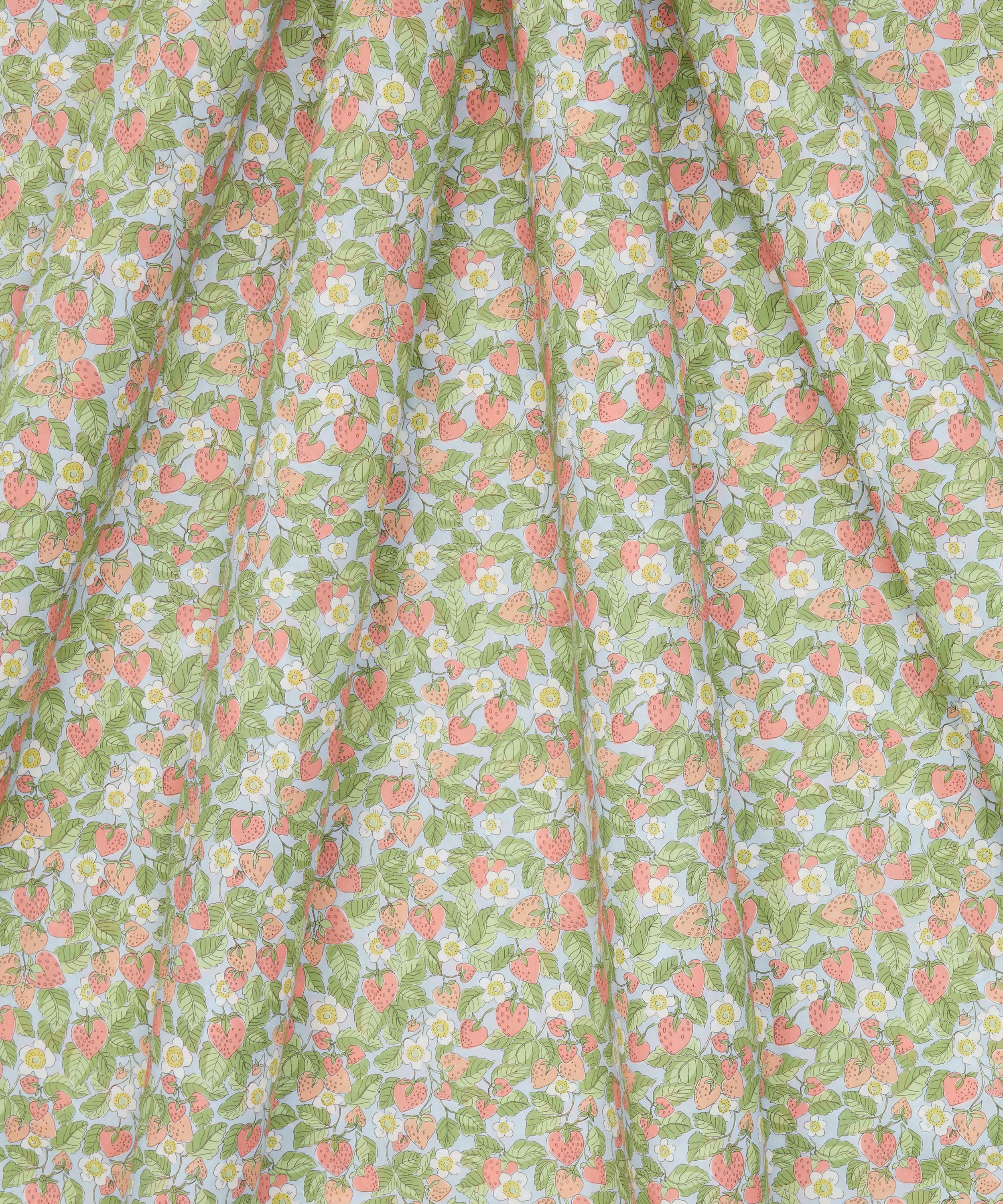 Liberty Fabrics - Strawberry Dream Tana Lawn™ Cotton image number 2