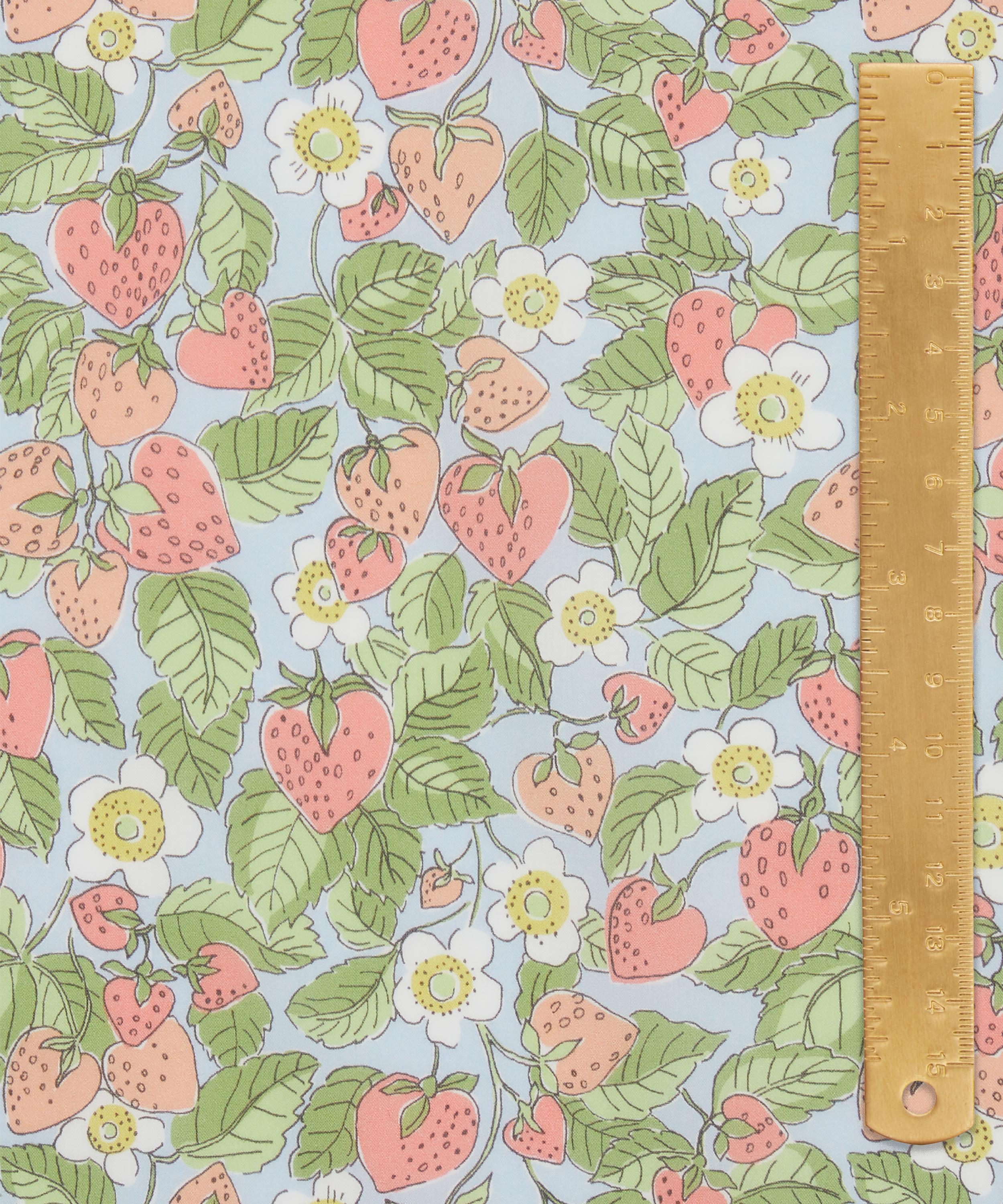 Liberty Fabrics - Strawberry Dream Tana Lawn™ Cotton image number 4