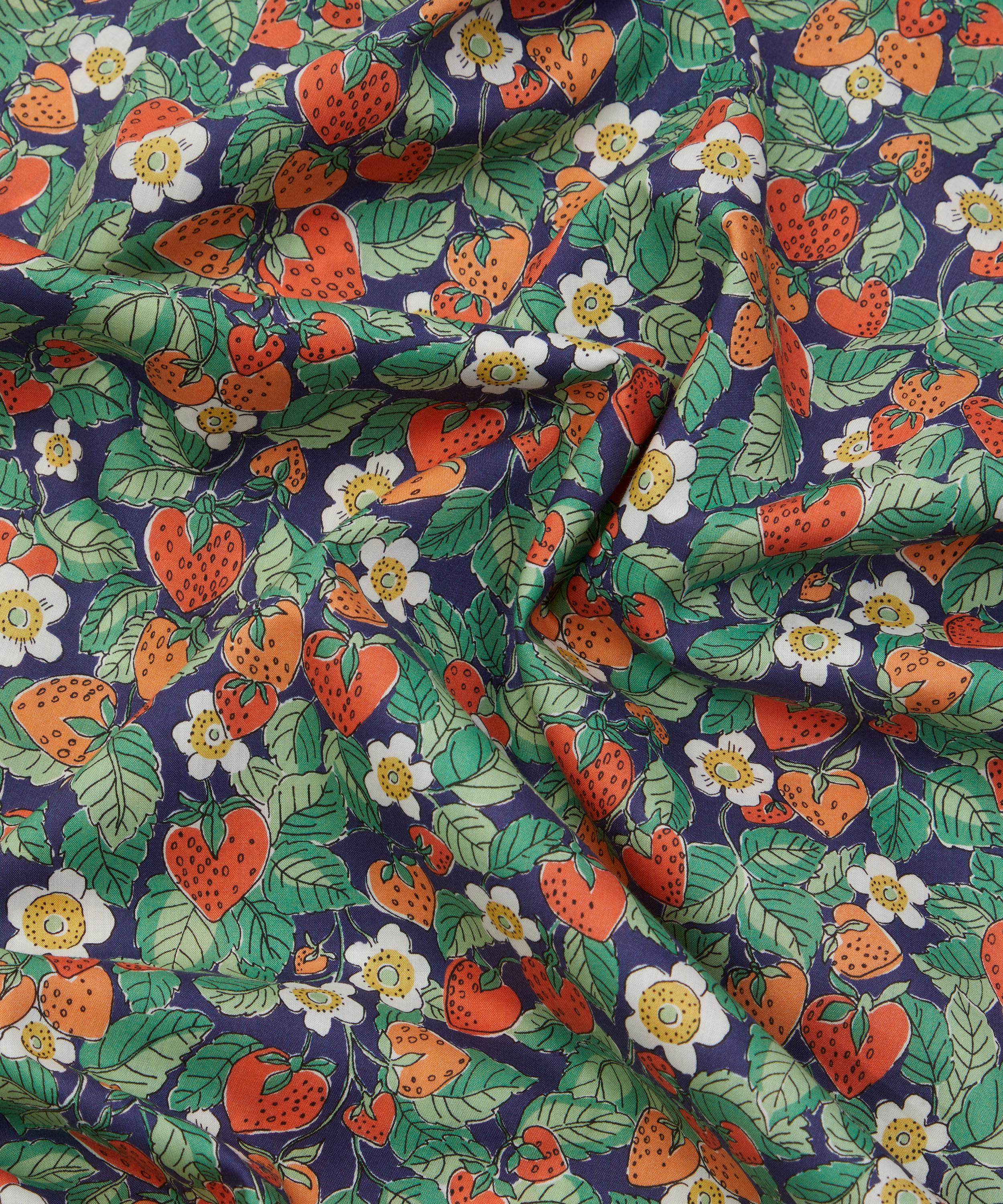 Liberty Fabrics - Strawberry Dream Tana Lawn™ Cotton image number 3