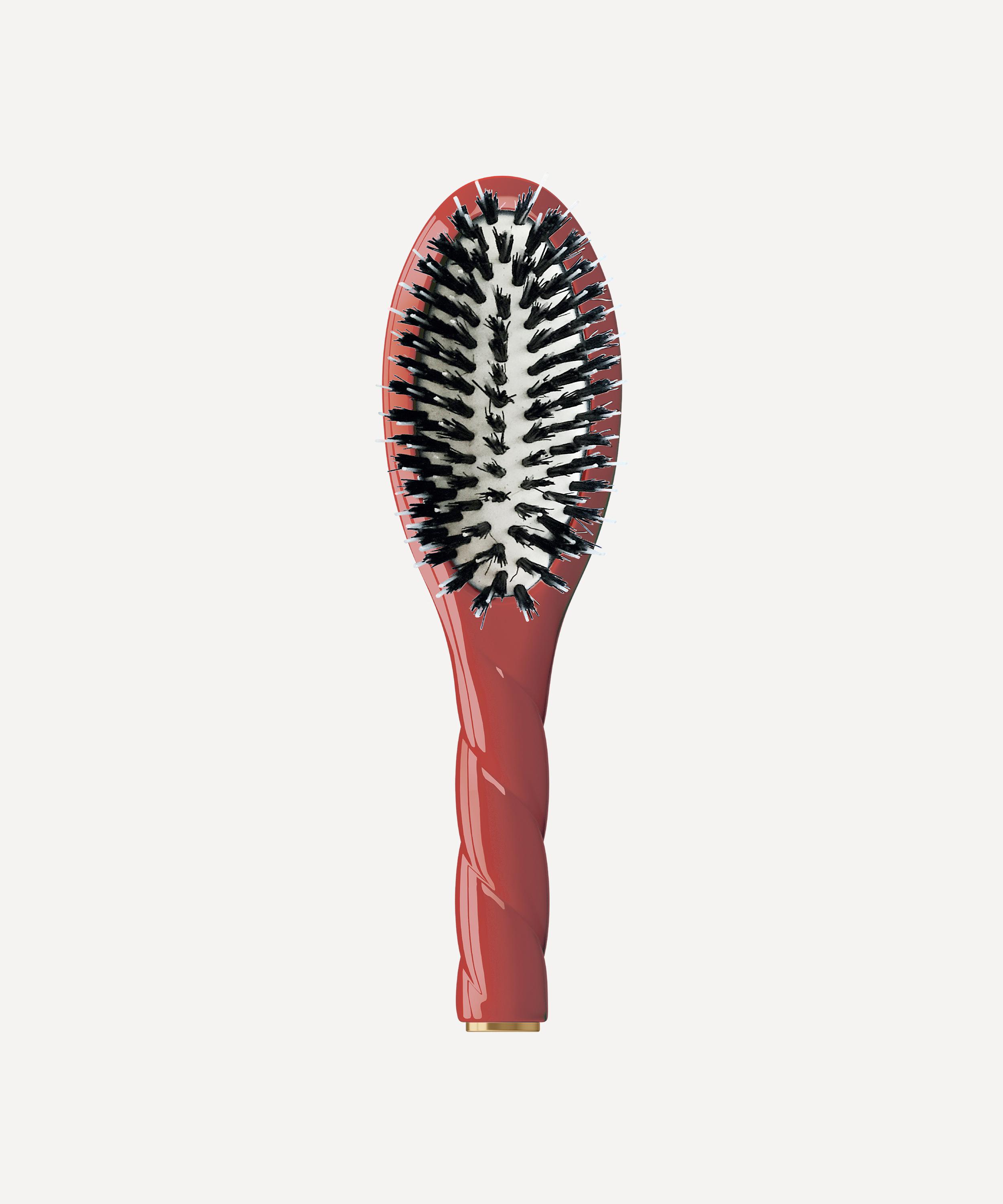 La Bonne Brosse - N.02 THE ESSENTIAL Small All Purpose Brush image number 0