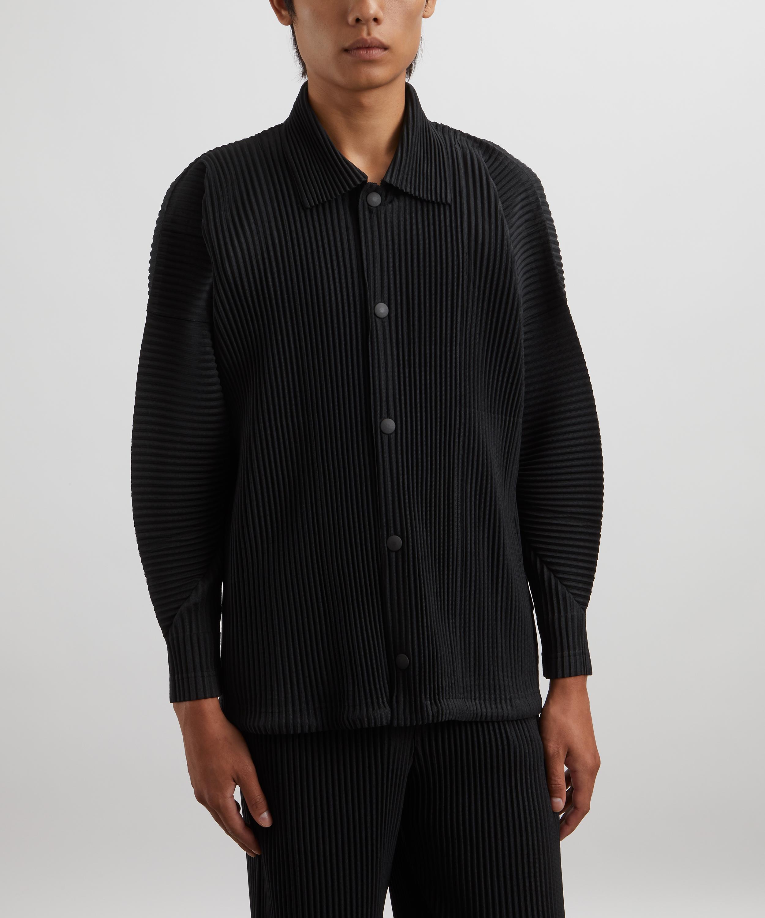 HOMME PLISSÉ ISSEY MIYAKE - MC AUGUST Black Pleated Jacket image number 2