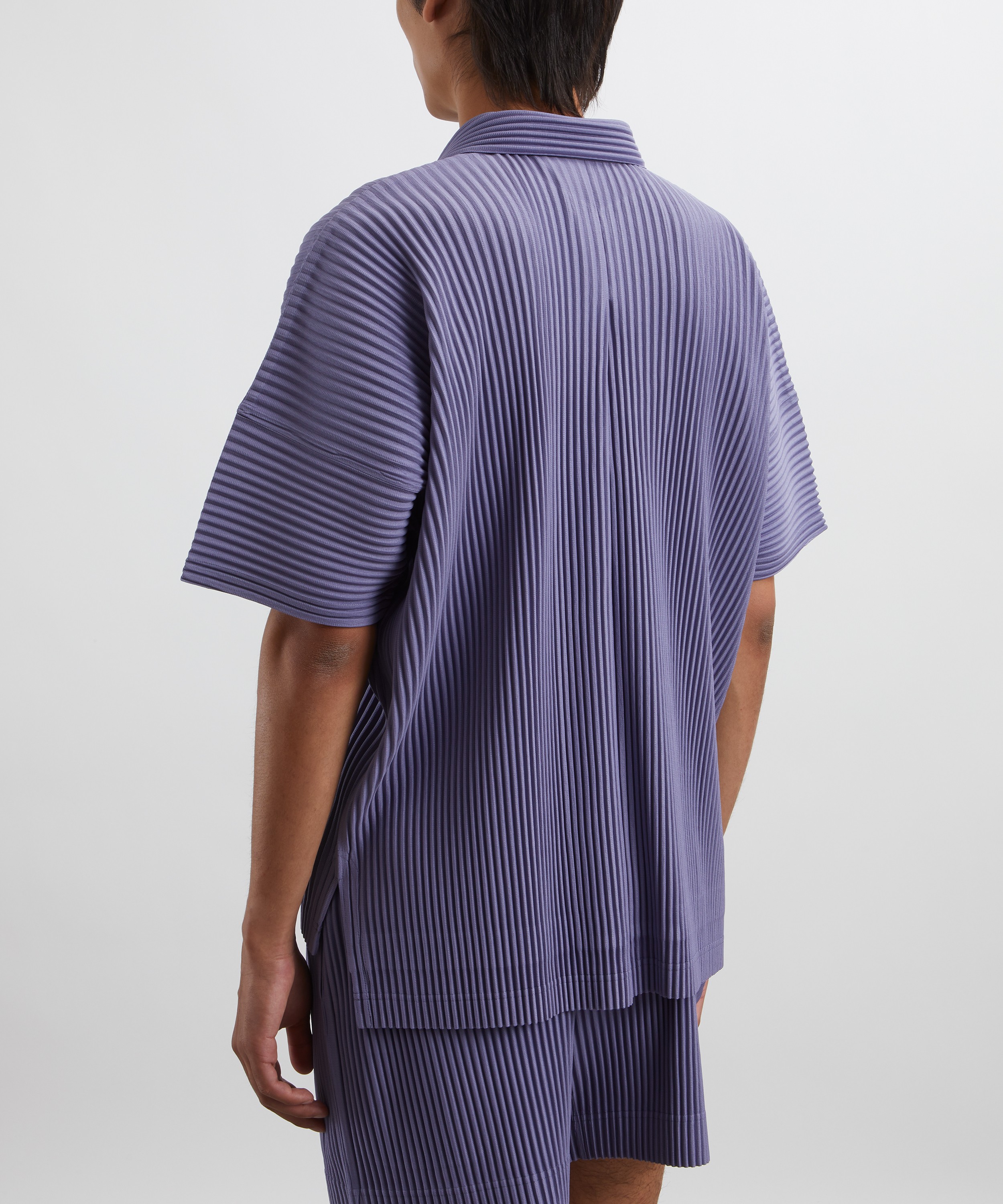 Homme Plisse Issey Miyake - MONTHLY COLOURS JULY Short-Sleeved Shirt image number 3