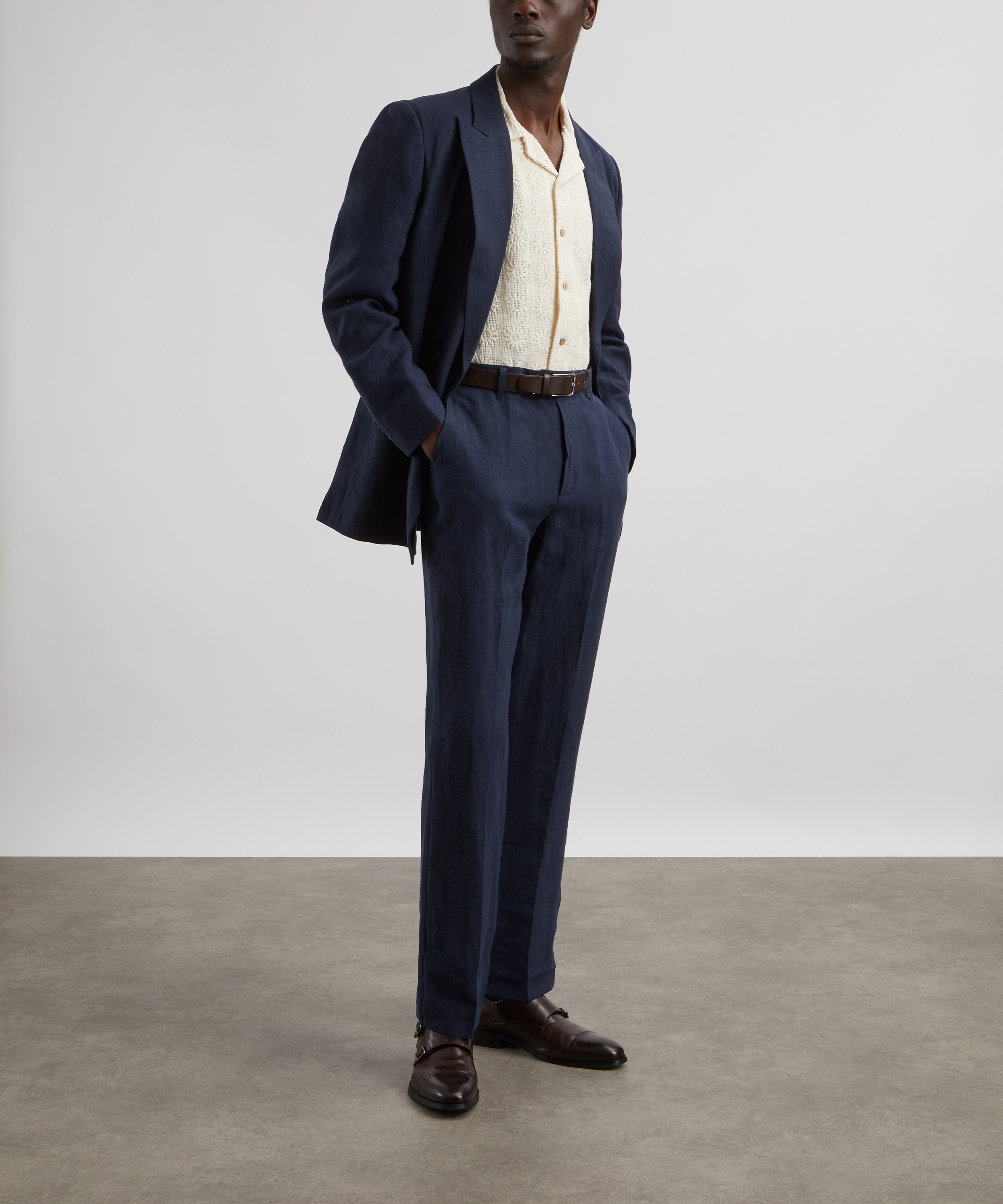 Percival - Tailored Linen Trousers in Navy&nbsp; image number 1