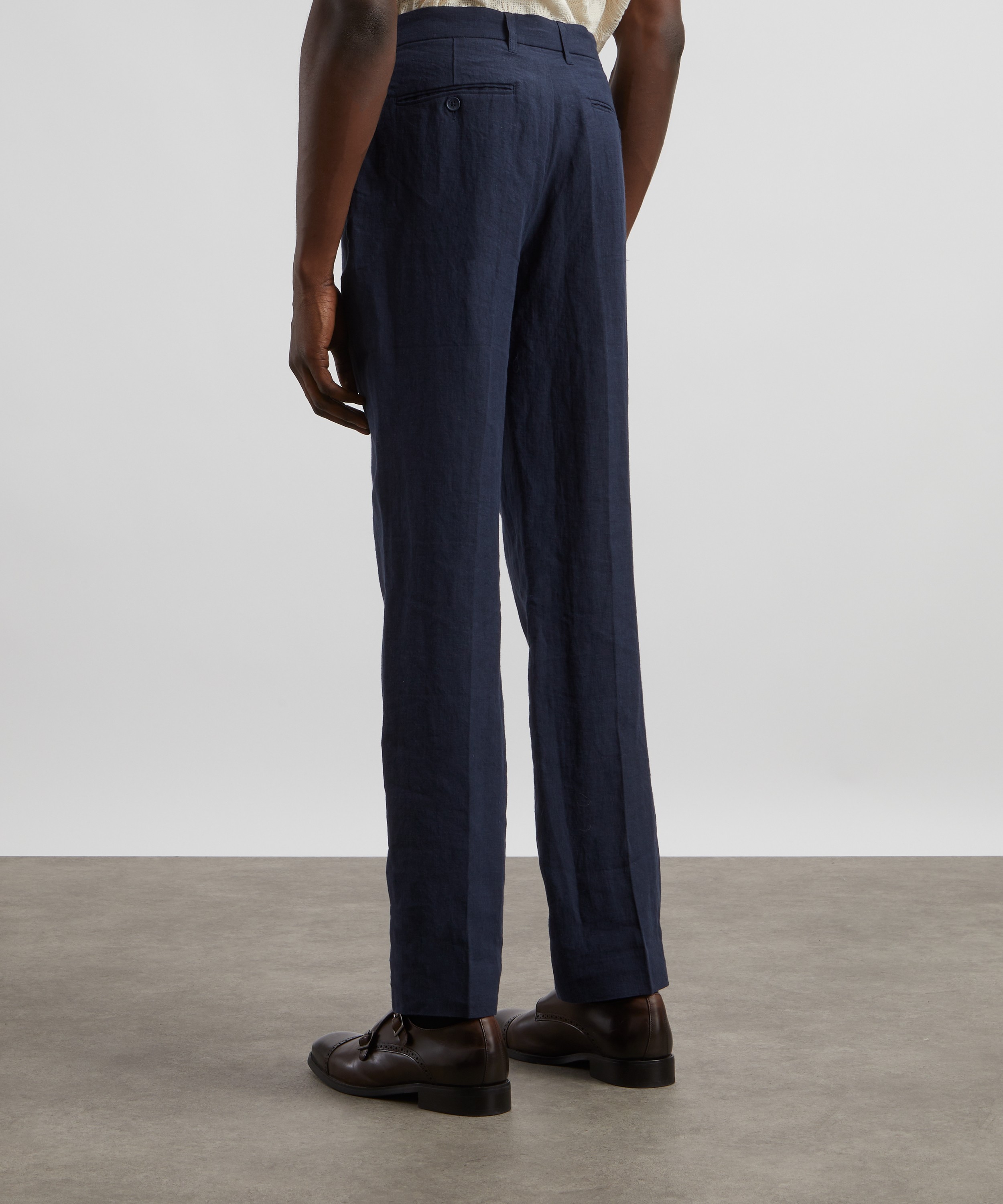 Percival - Tailored Linen Trousers in Navy&nbsp; image number 3