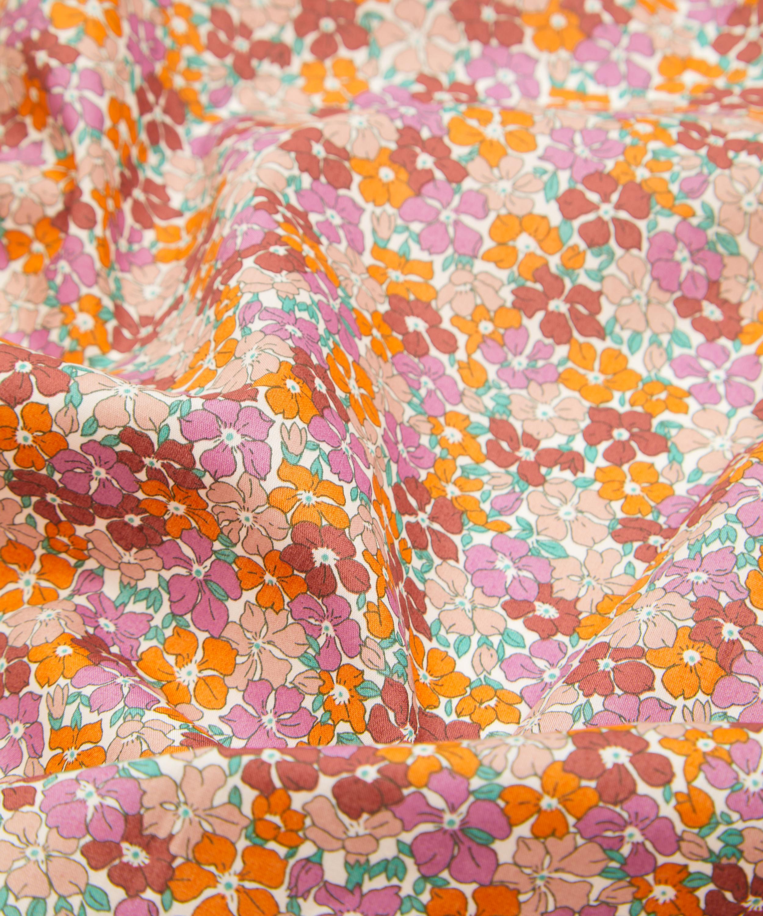 Liberty Fabrics - Sadie Rose Tana Lawn™ Cotton image number 3