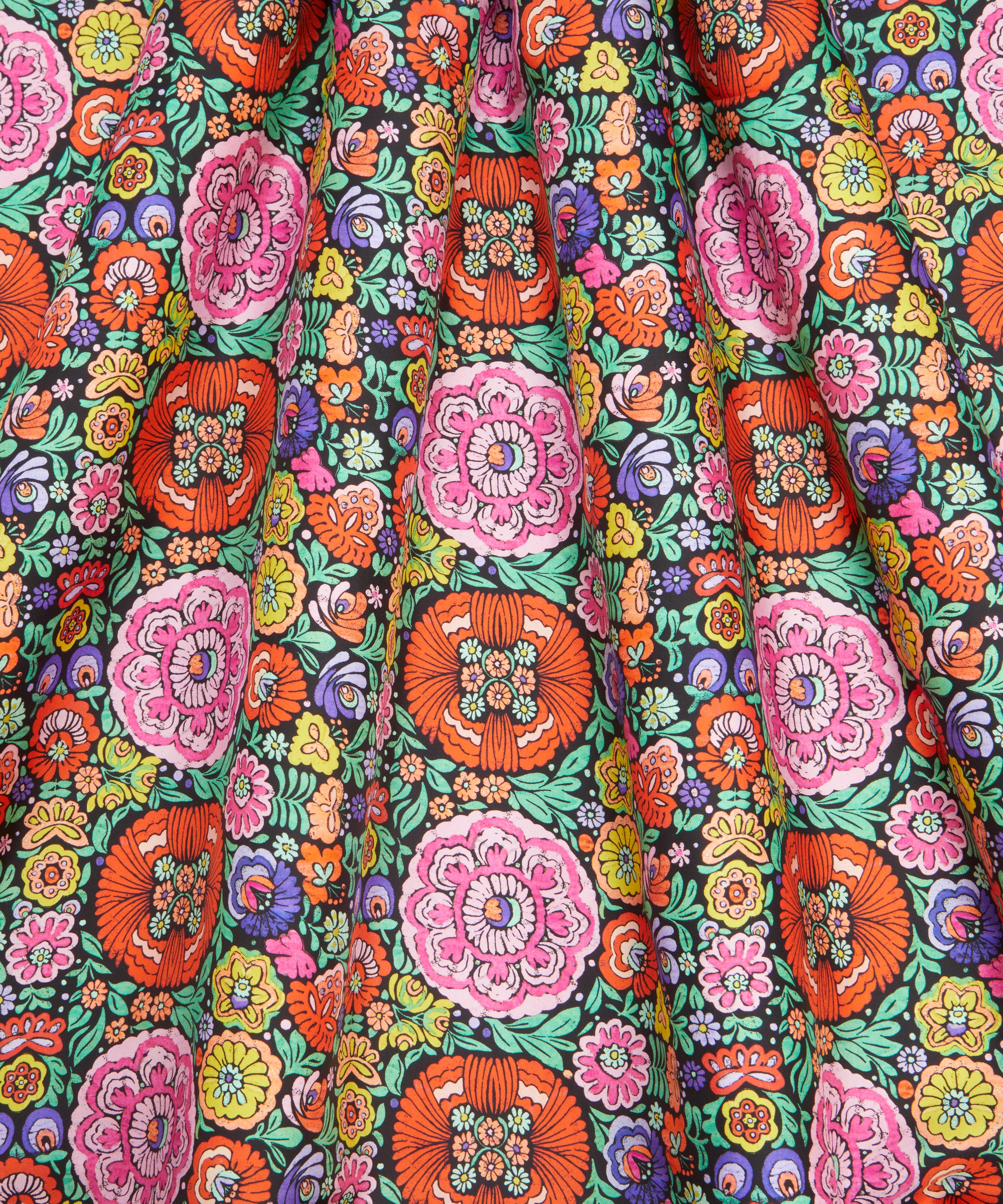 Liberty Fabrics - Begonia Garden Silk Twill image number 2