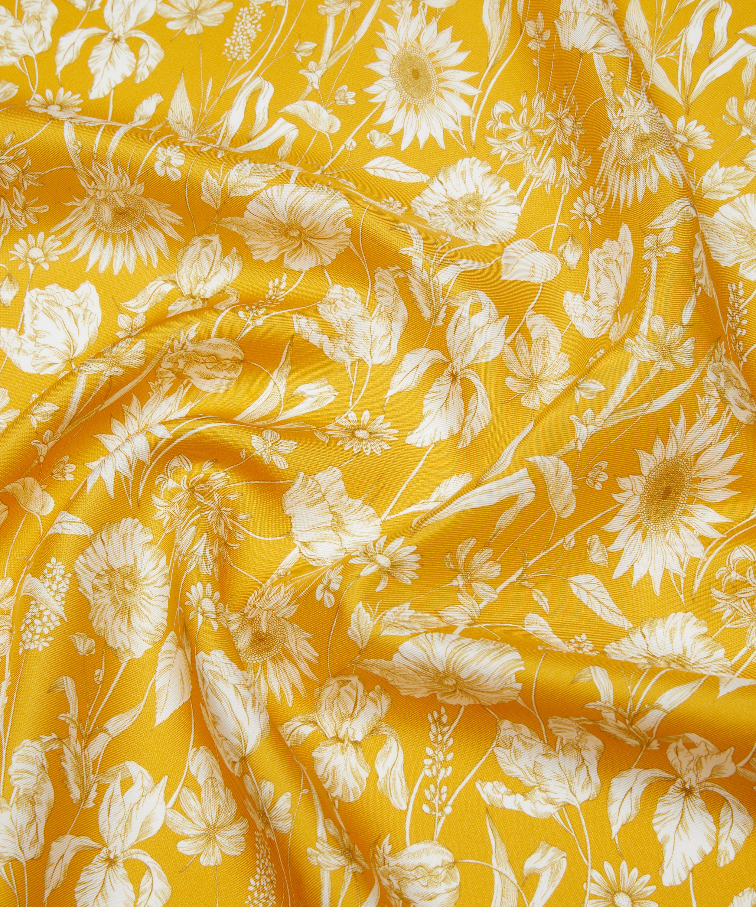 Liberty Fabrics - Mono Muse Silk Twill image number 3