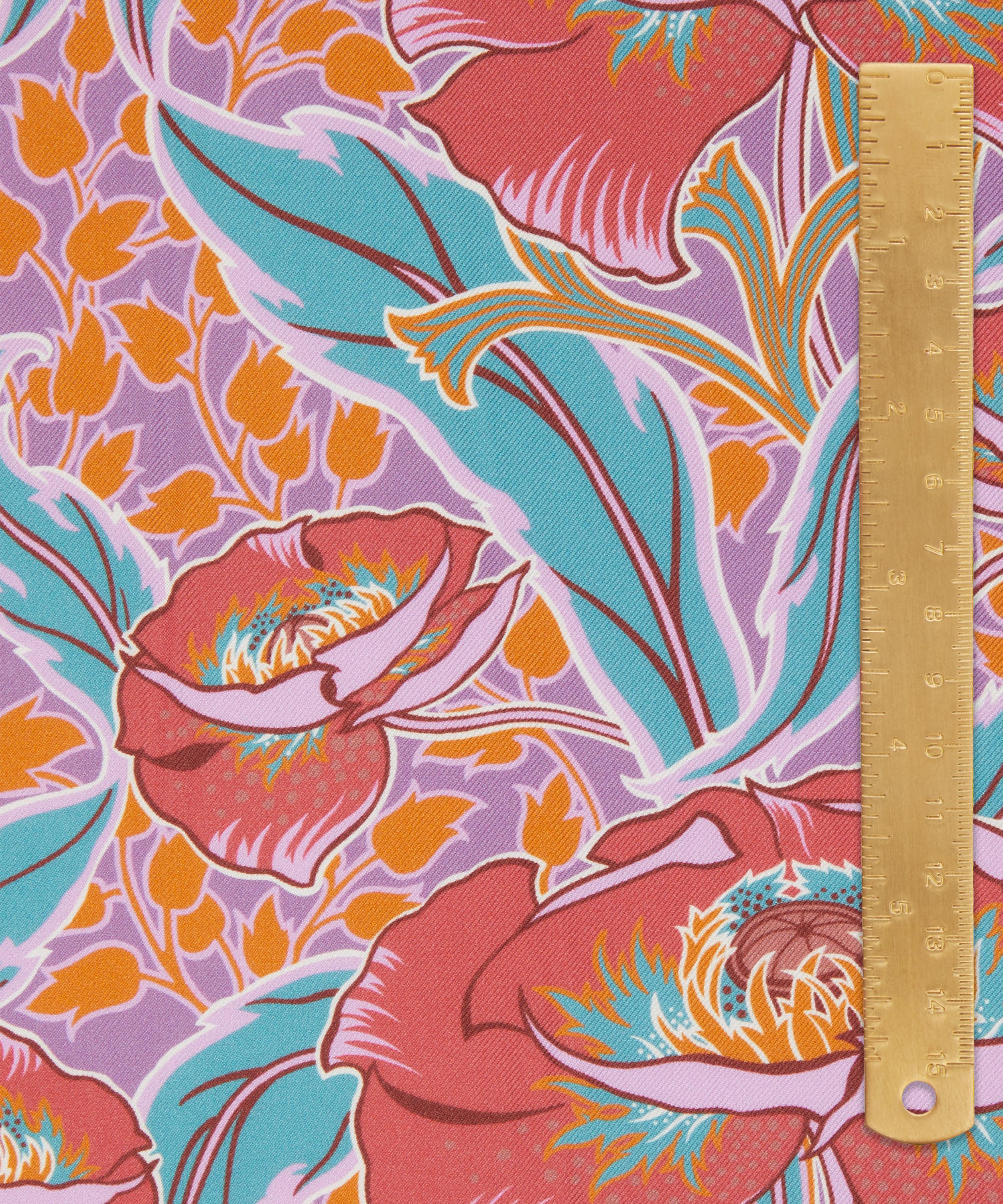 Liberty Fabrics - Rossettis Garden Silk Twill image number 4