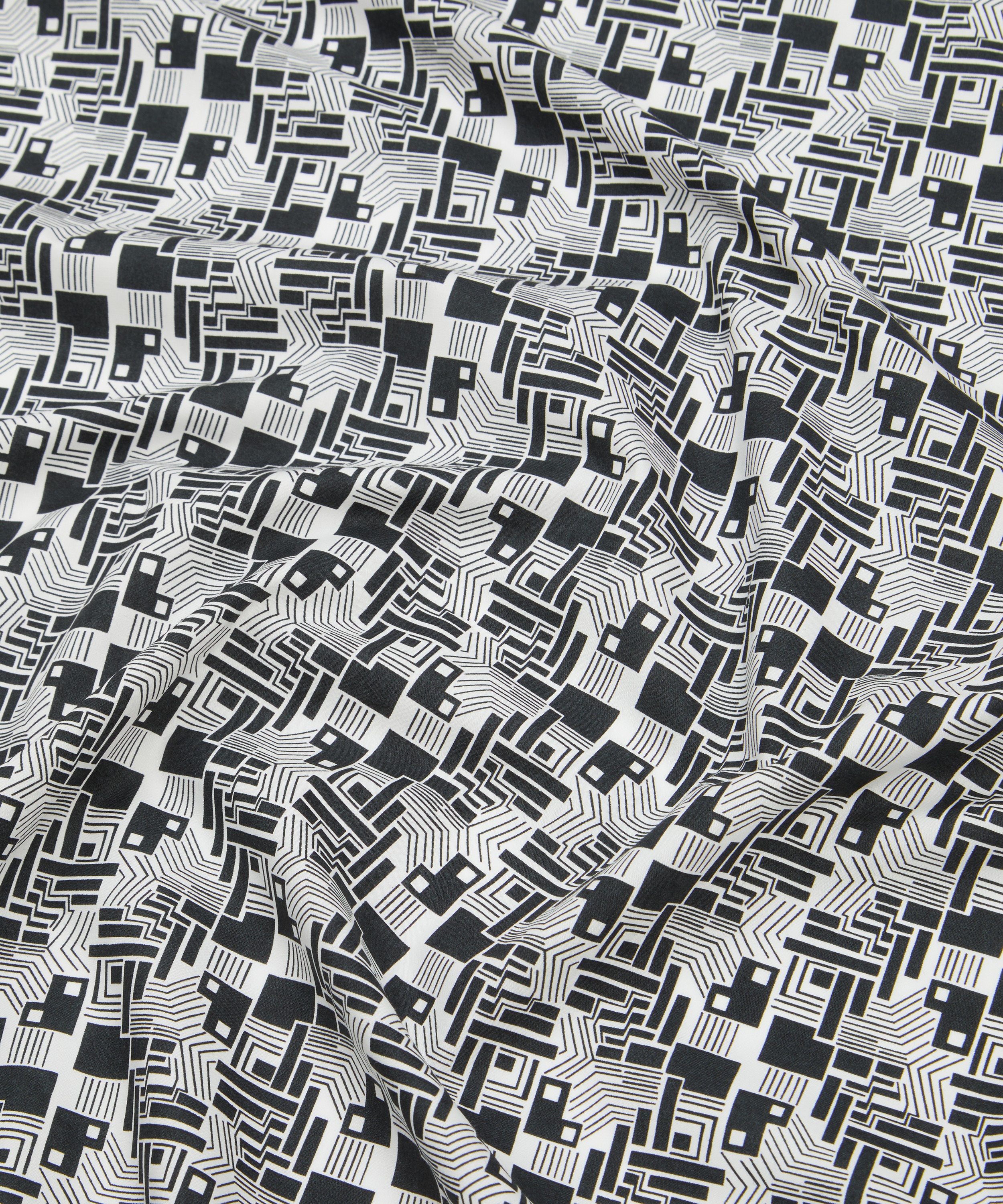 Liberty Fabrics - Corbusier Dream Cotton Poplin image number 3