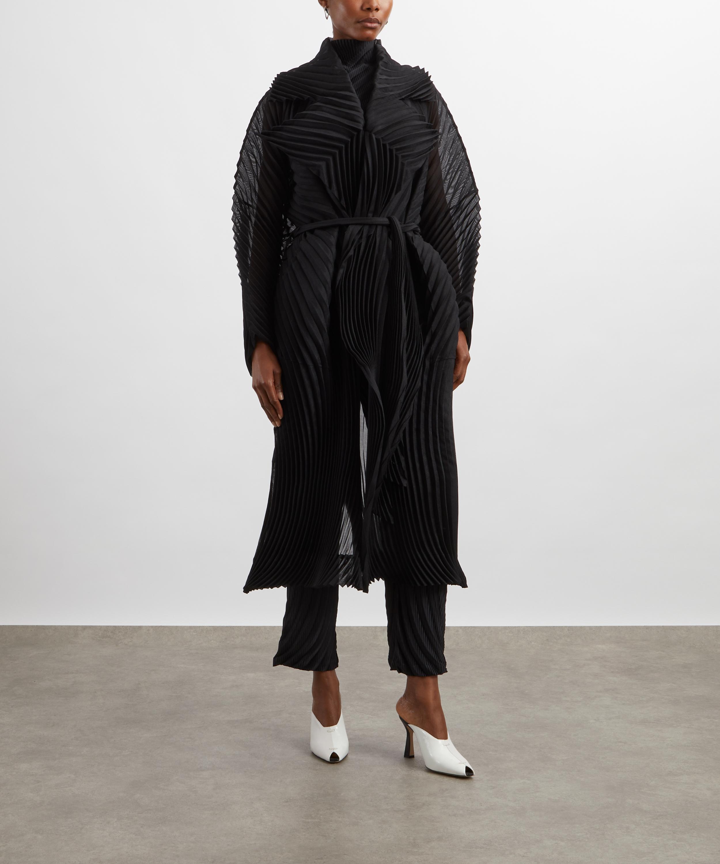 Issey Miyake - WANDER Pleated Trench Coat image number 2