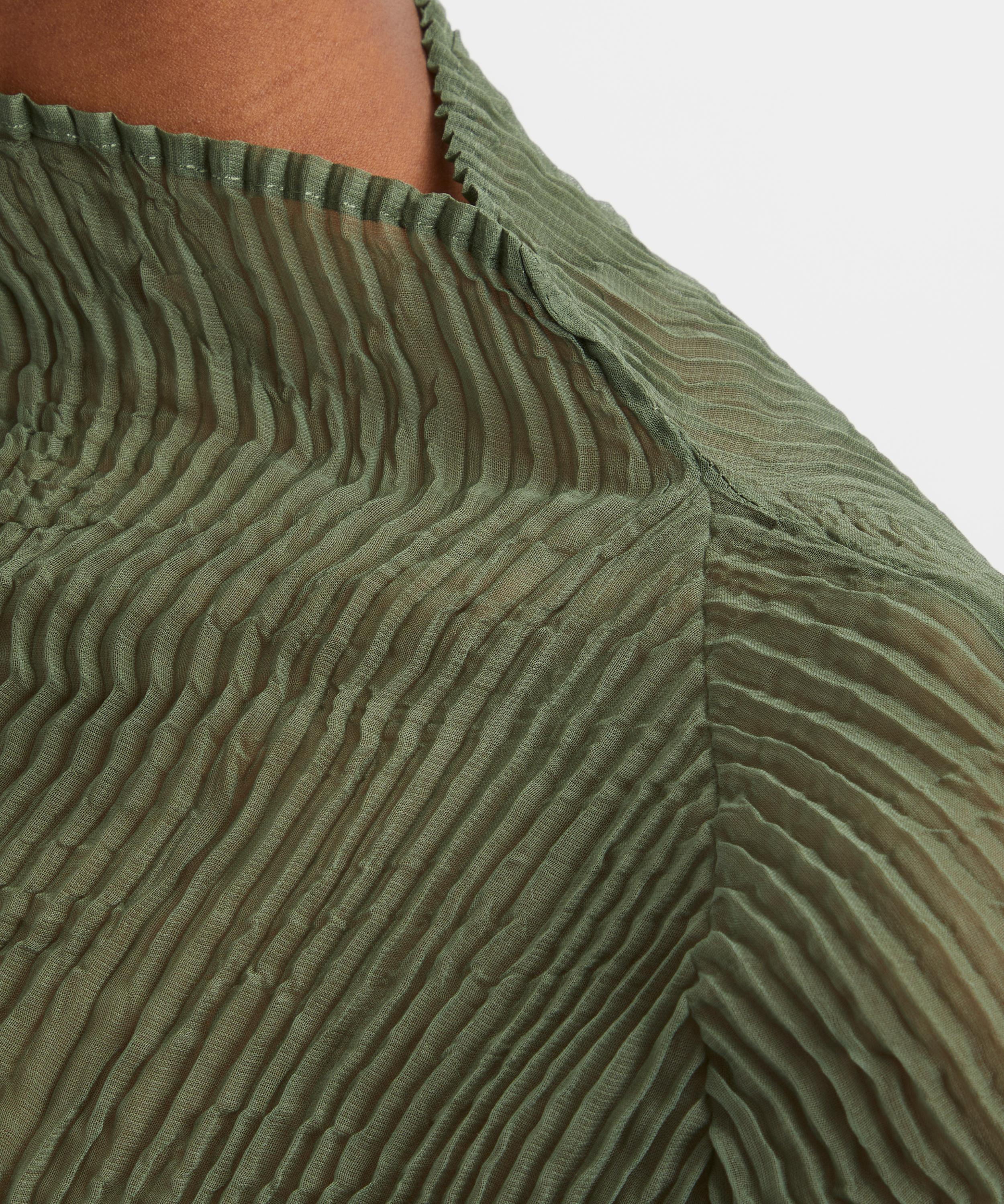 Issey Miyake - Night Green Chiffon Twist 3 Pleated Top image number 4