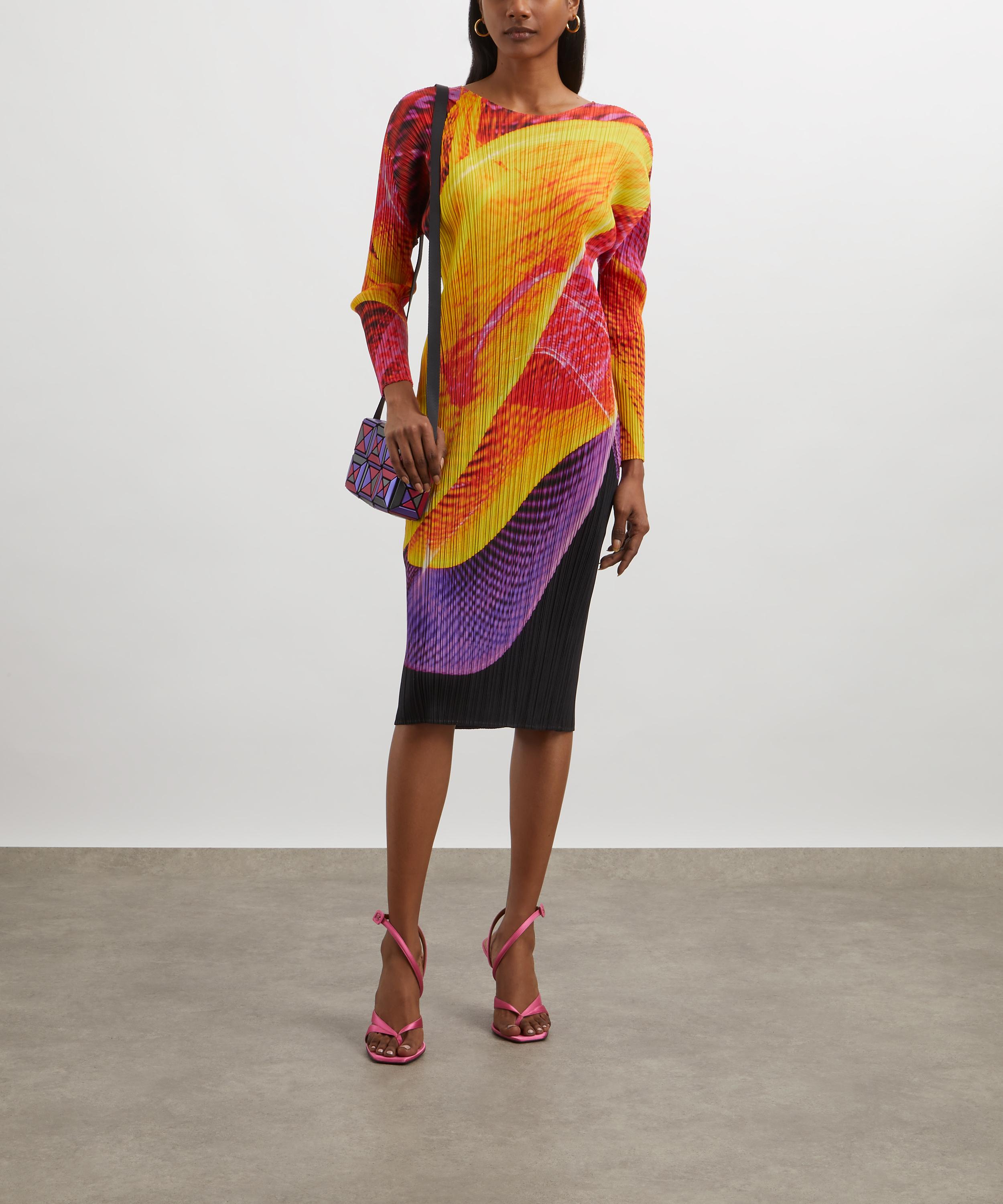 Pleats Please Issey Miyake - SPECTRUM Pleated Dress image number 1