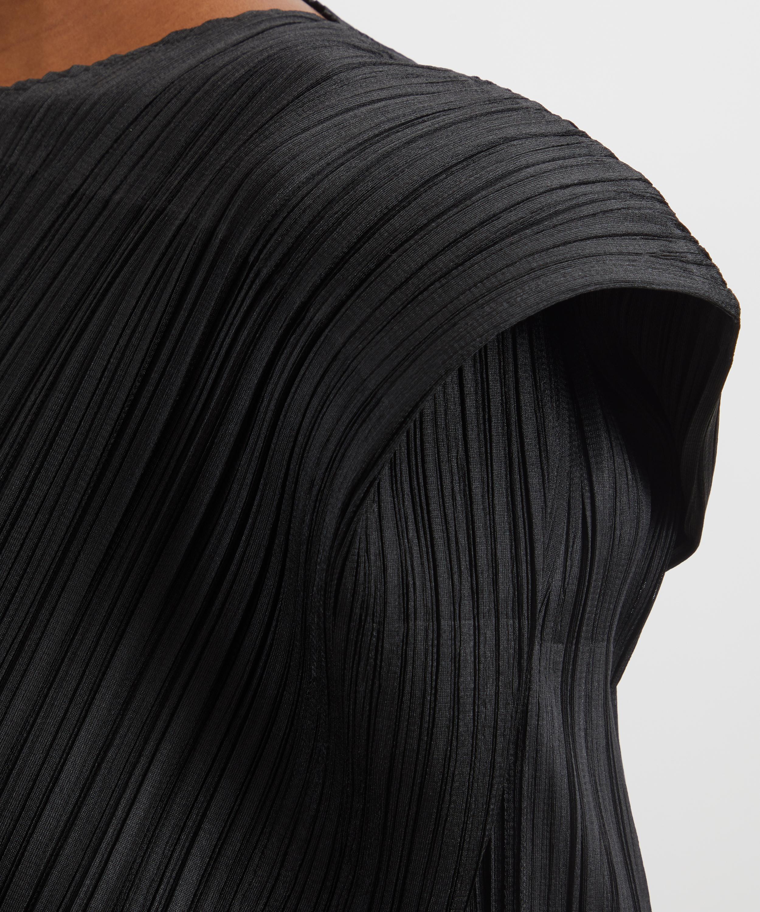 Pleats Please Issey Miyake - MONTHLY COLOURS: SEPTEMBER Black Pleated Top image number 4