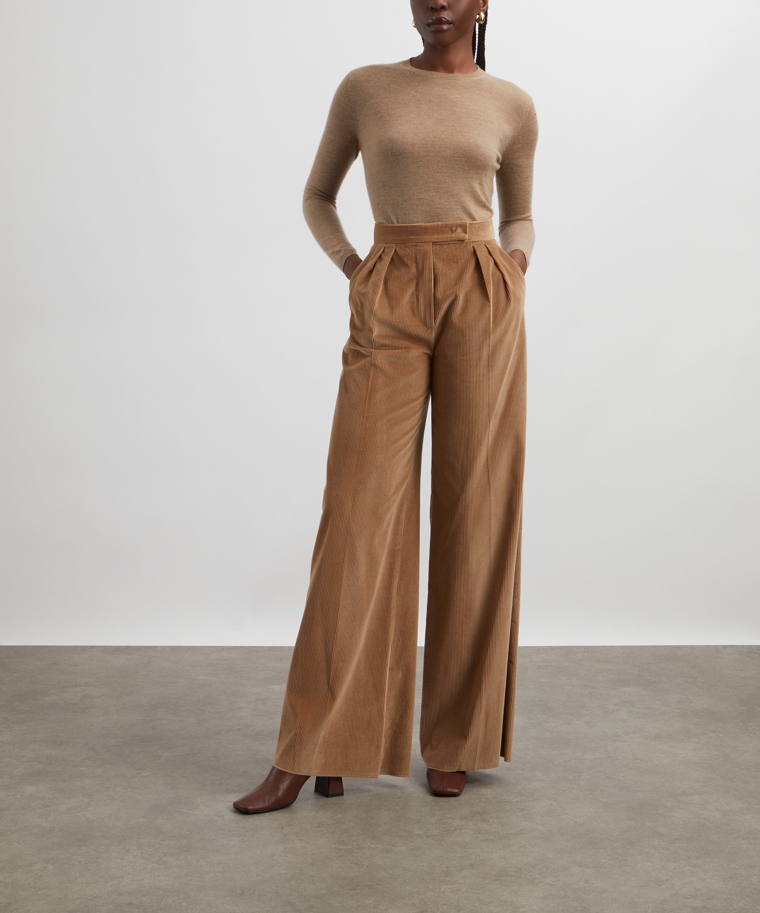 Max Mara - Gilly Corduroy High-Waisted Flared Trousers image number 1