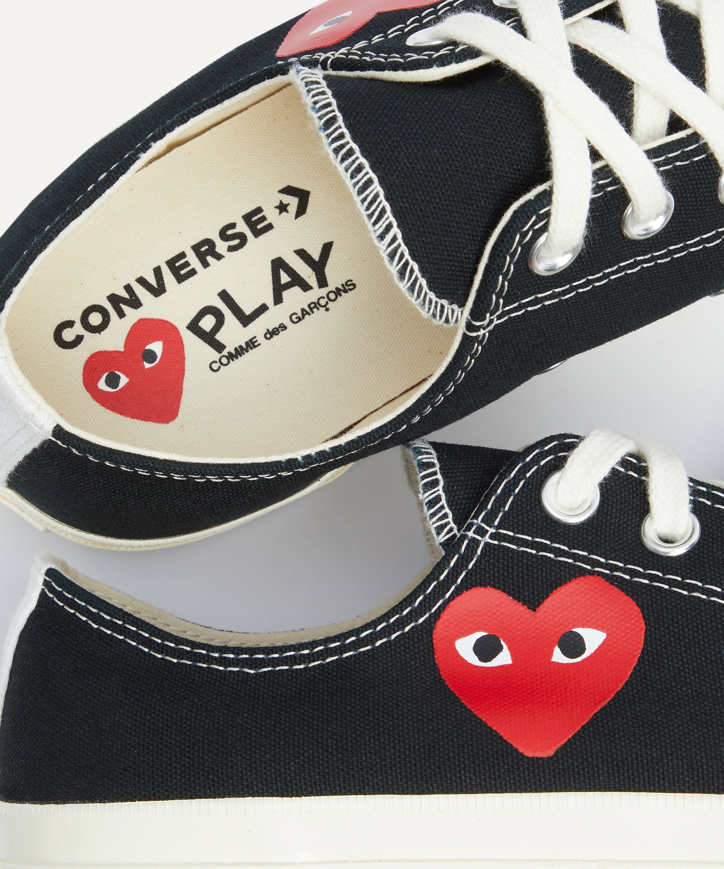 Comme des Garçons Play - x Converse PLAY Chuck 70 Small Heart Low-Top Trainers image number 3