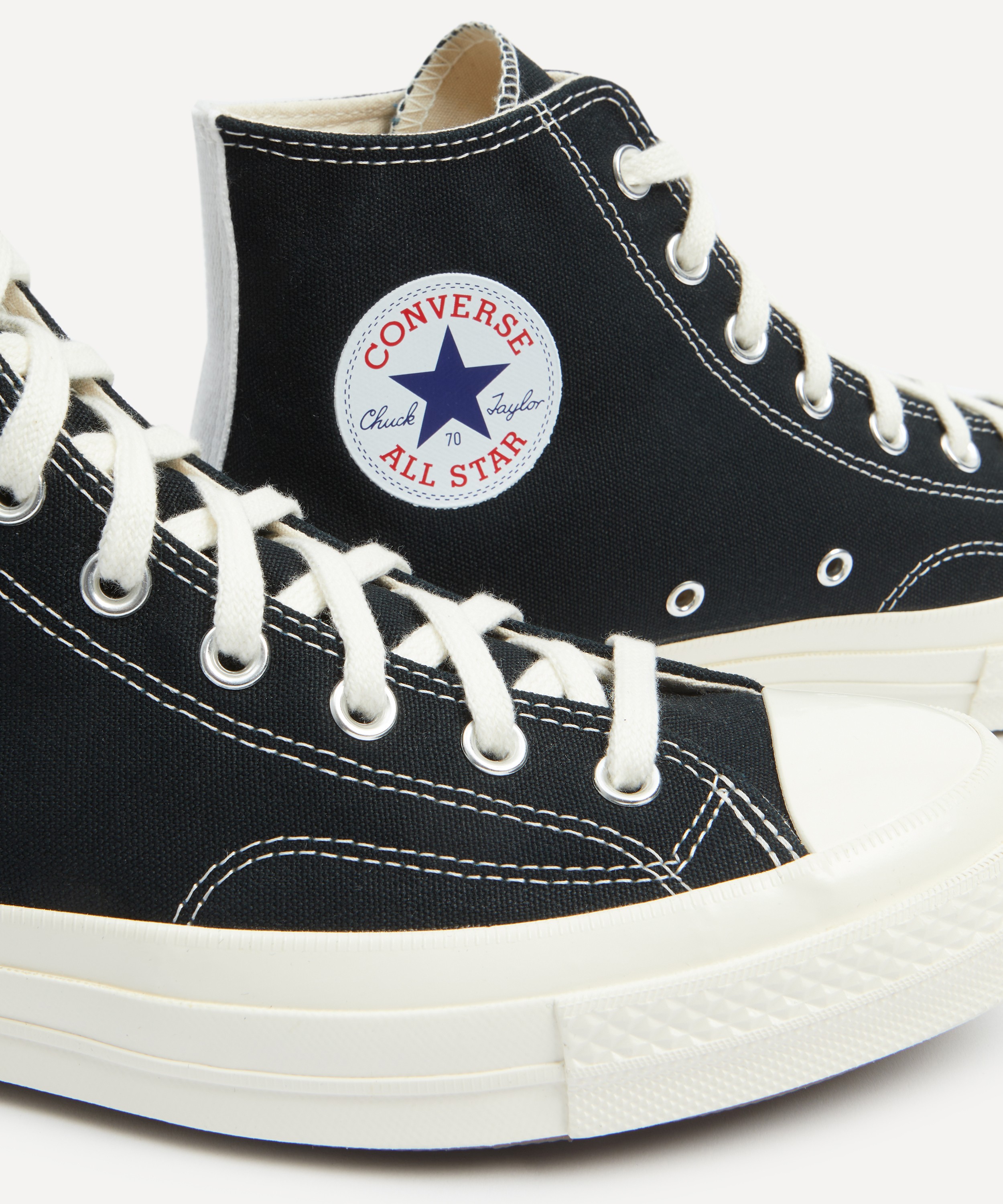 Comme des Garçons Play - x Converse PLAY Chuck 70 Small Heart High-Top Trainers image number 3