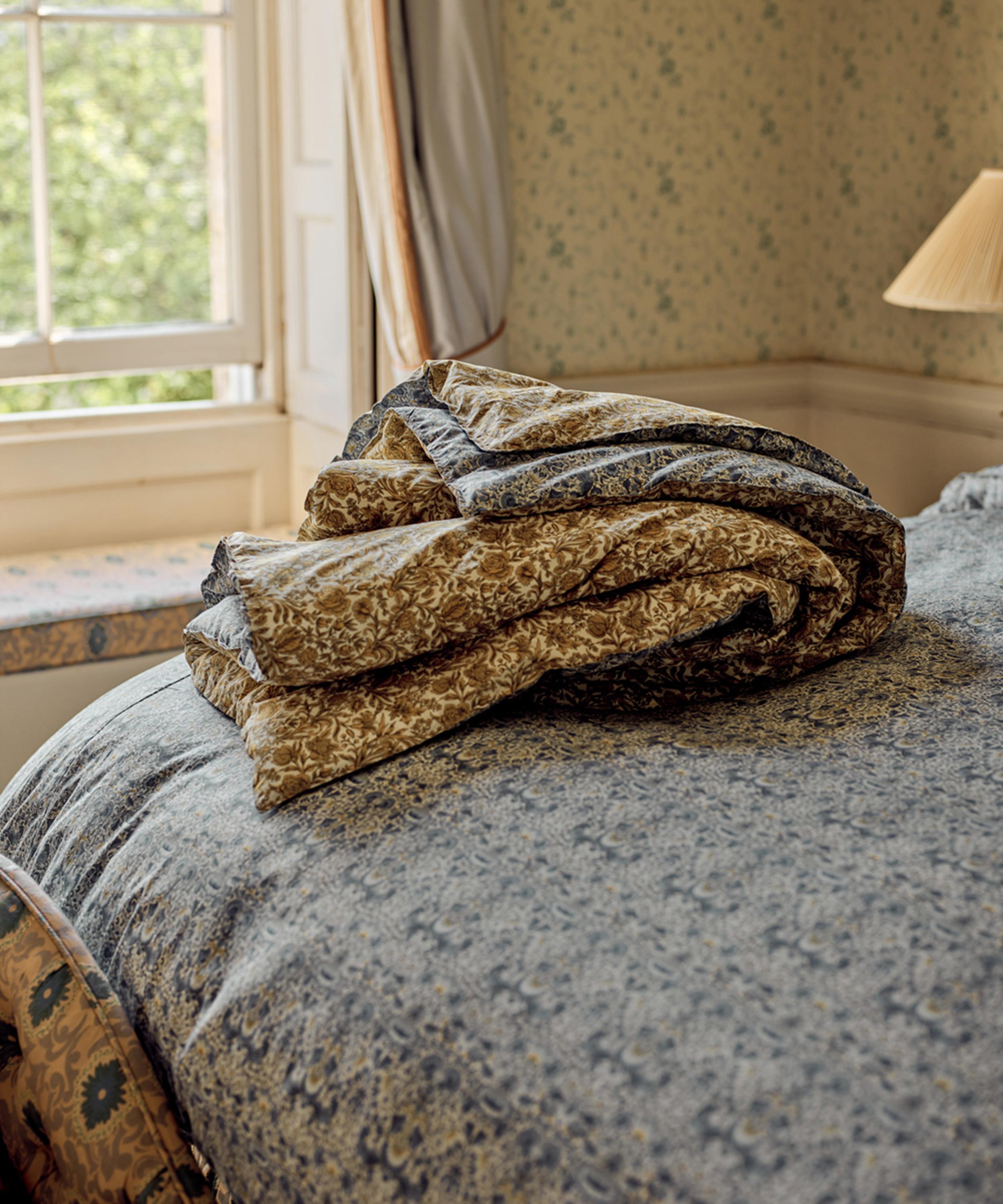 Coco & Wolf - Lodden and Sambourne Super King Heirloom Quilt image number 1