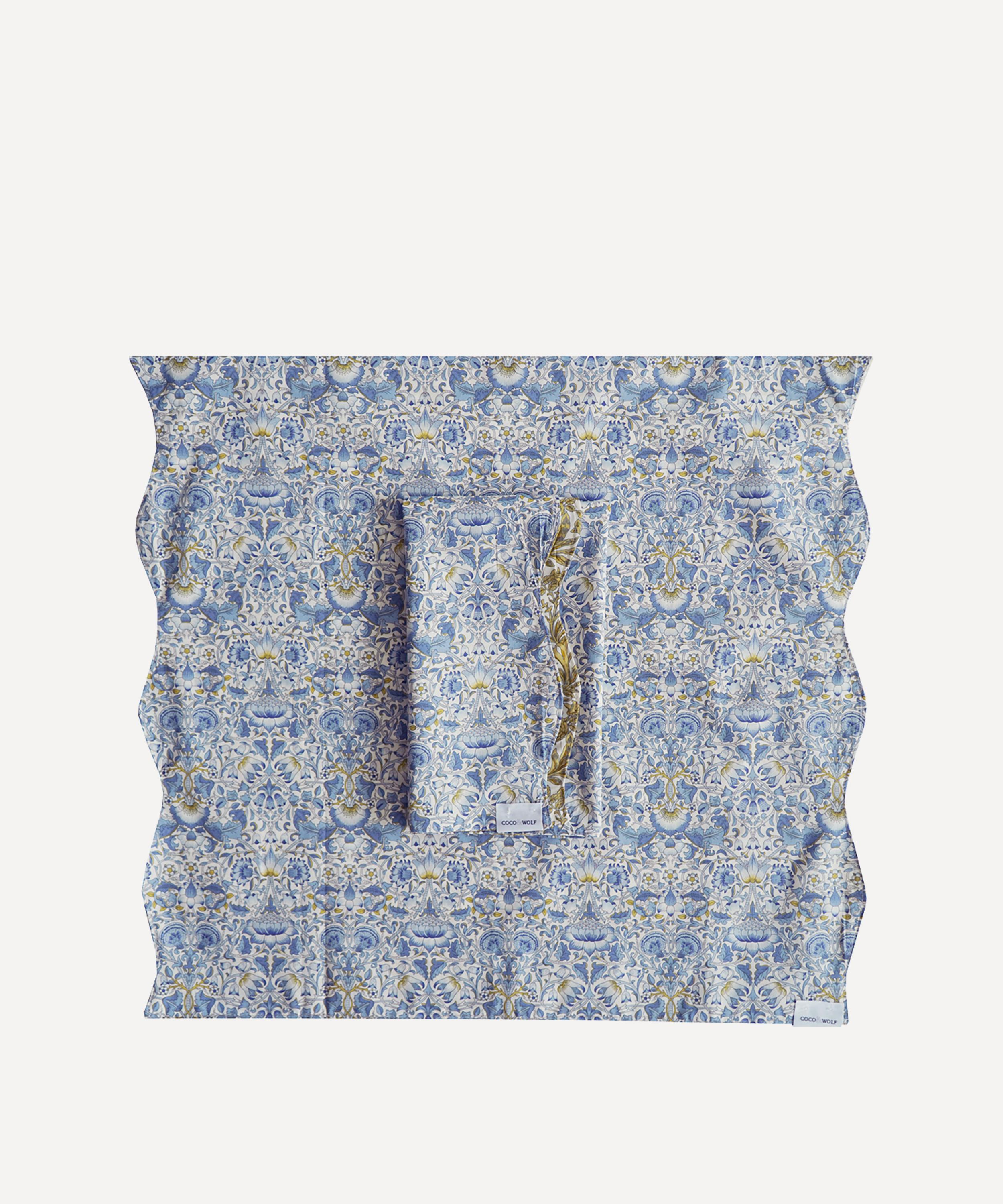 Coco & Wolf - Lodden and Sambourne Reversible Wavy Edge Napkin Set of Two image number 3