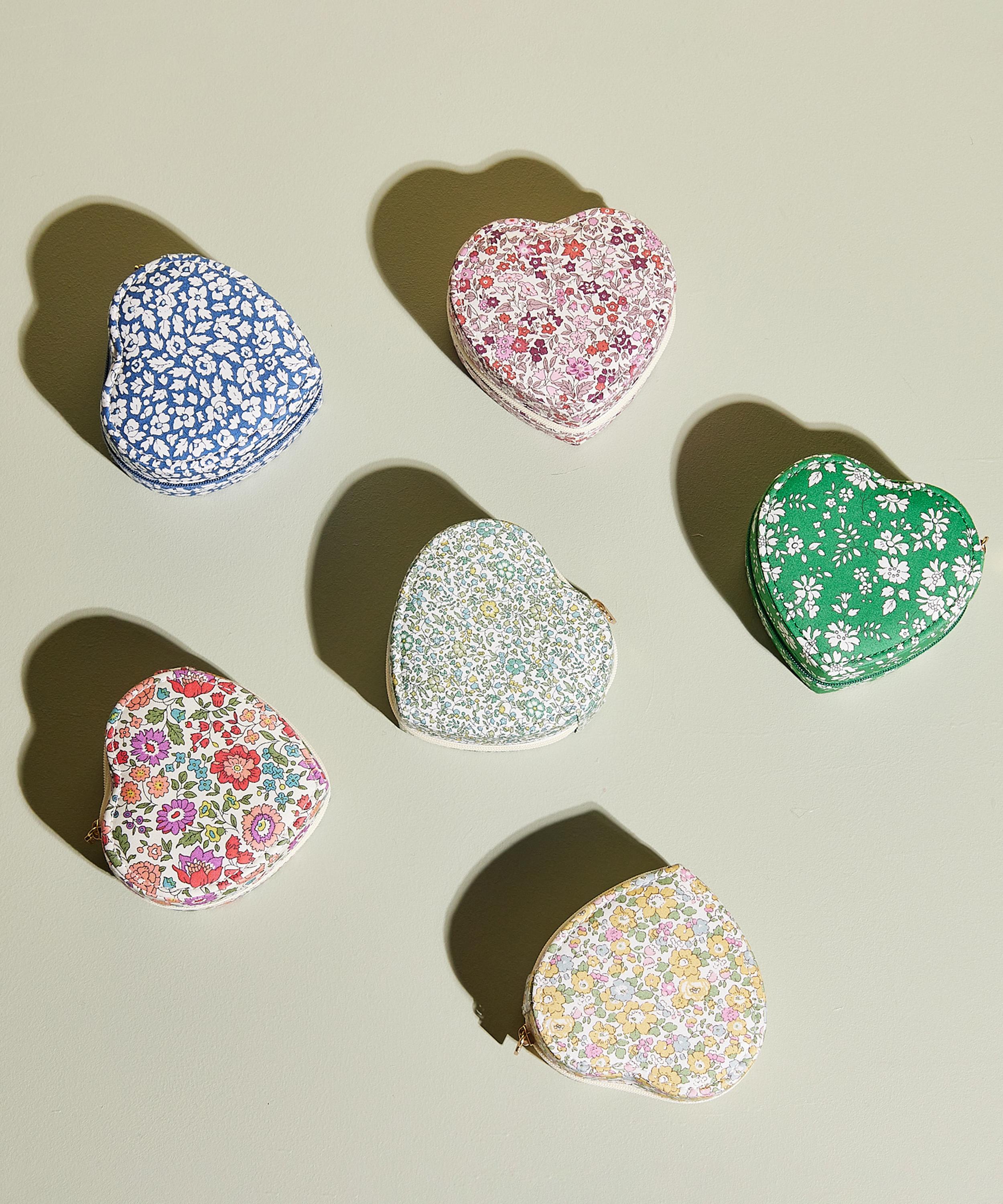 Bon Dep - Betsy Ann Tana Lawn™ Cotton Heart Jewellery Box image number 1