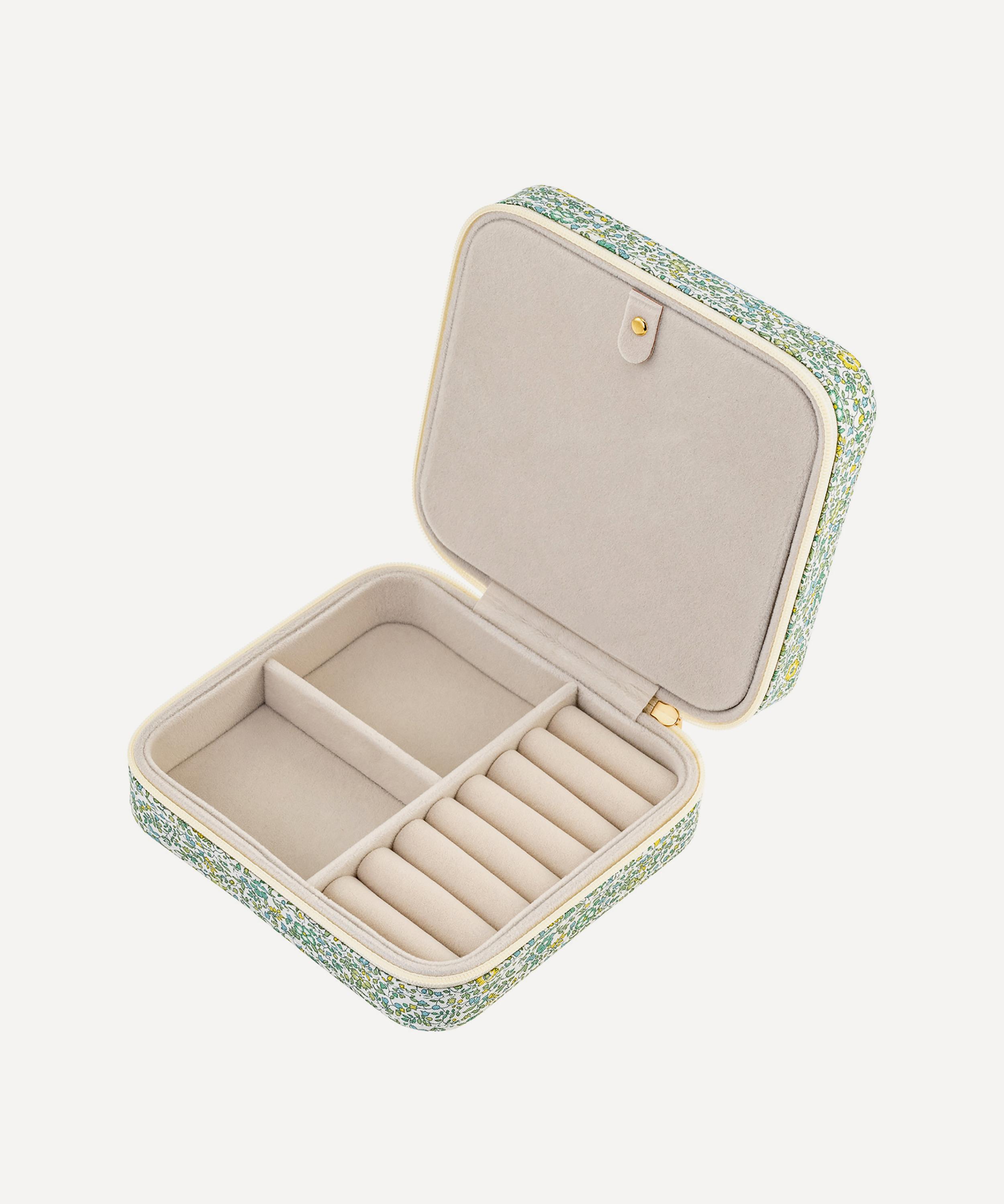 Bon Dep - Katie and Millie Tana Lawn™ Cotton Zipped Jewellery Box image number 1