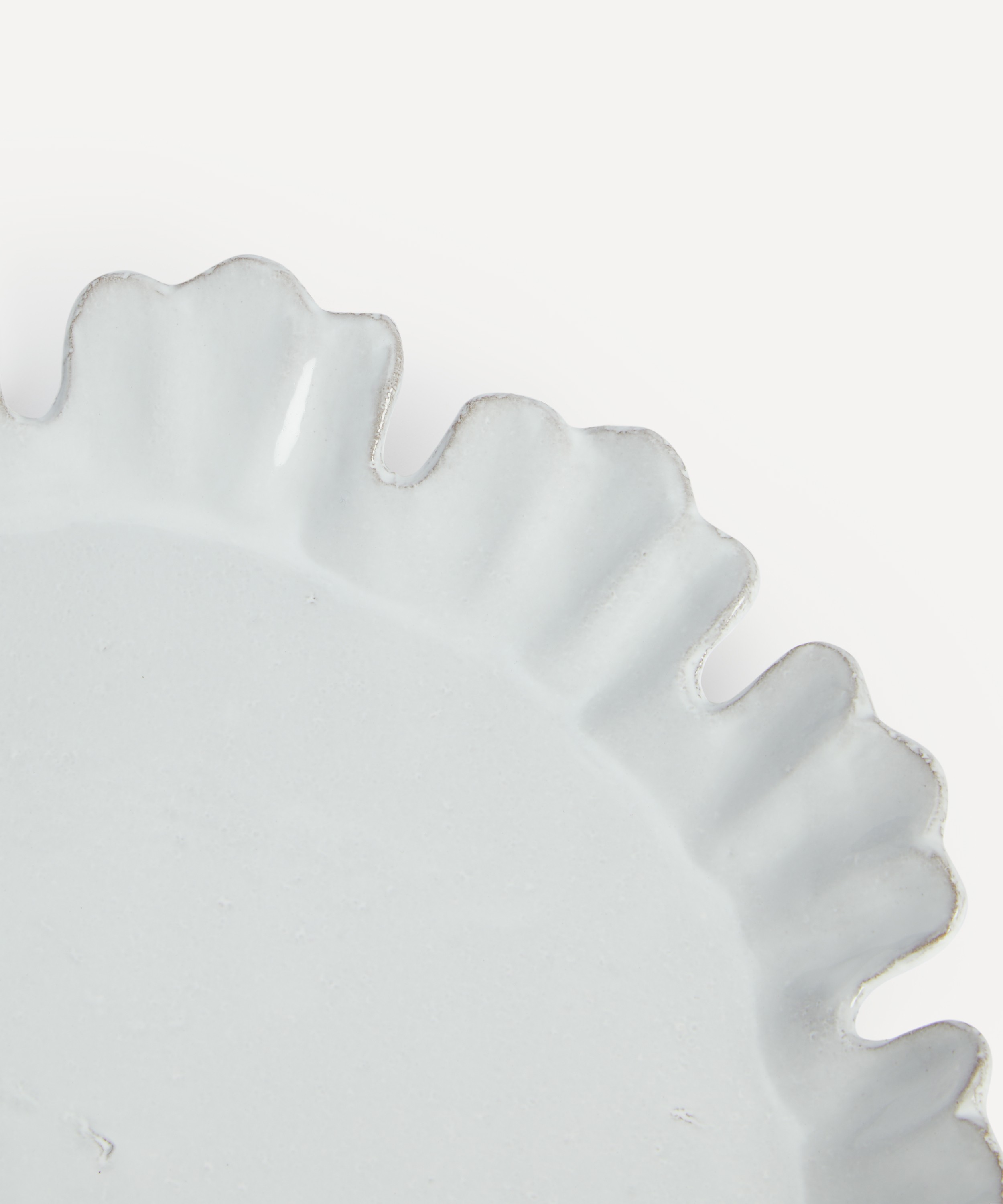 Astier de Villatte - Petal Dinner Plate image number 3