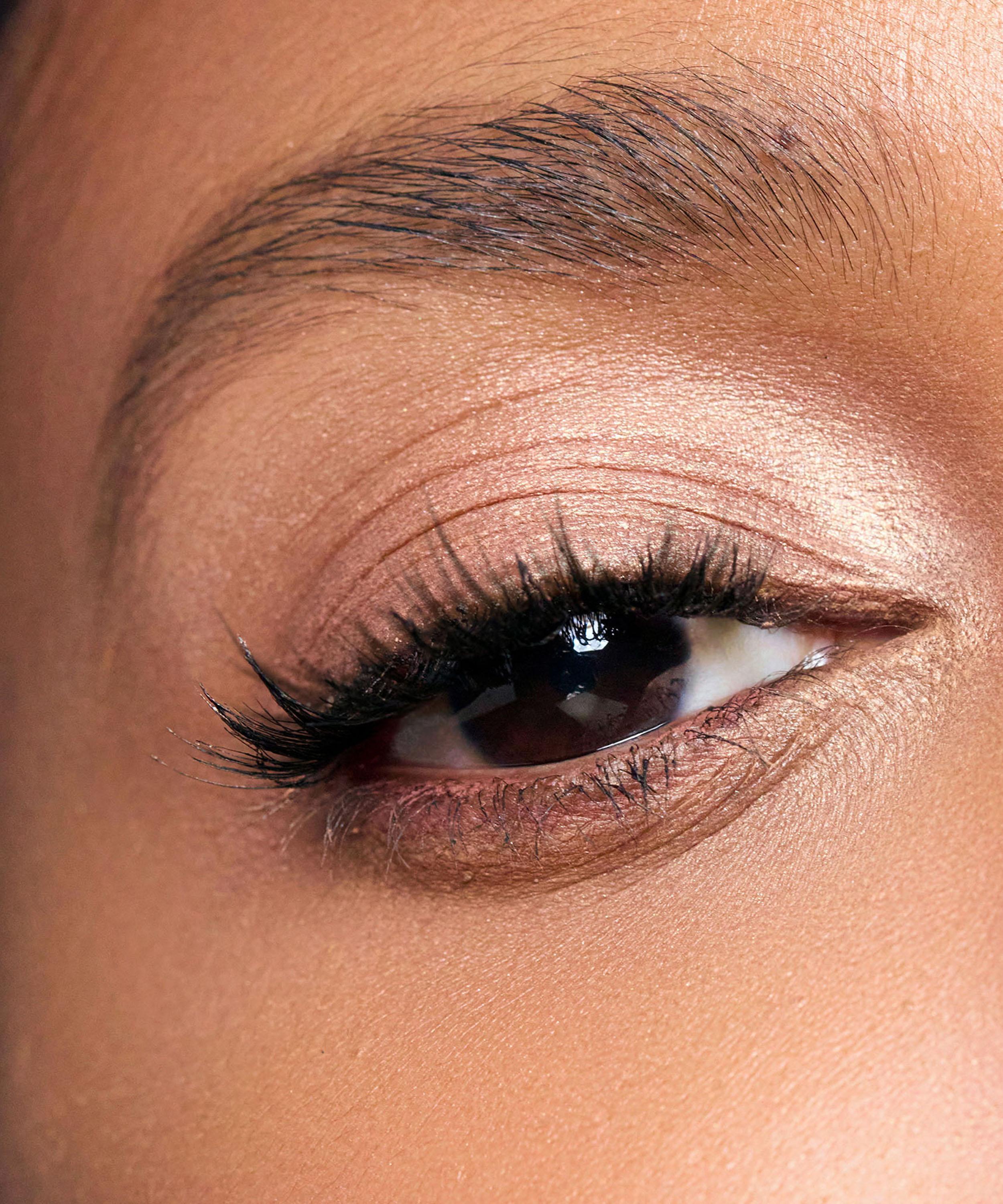 Trish McEvoy - 24-Hour Eyeshadow and Liner image number 4