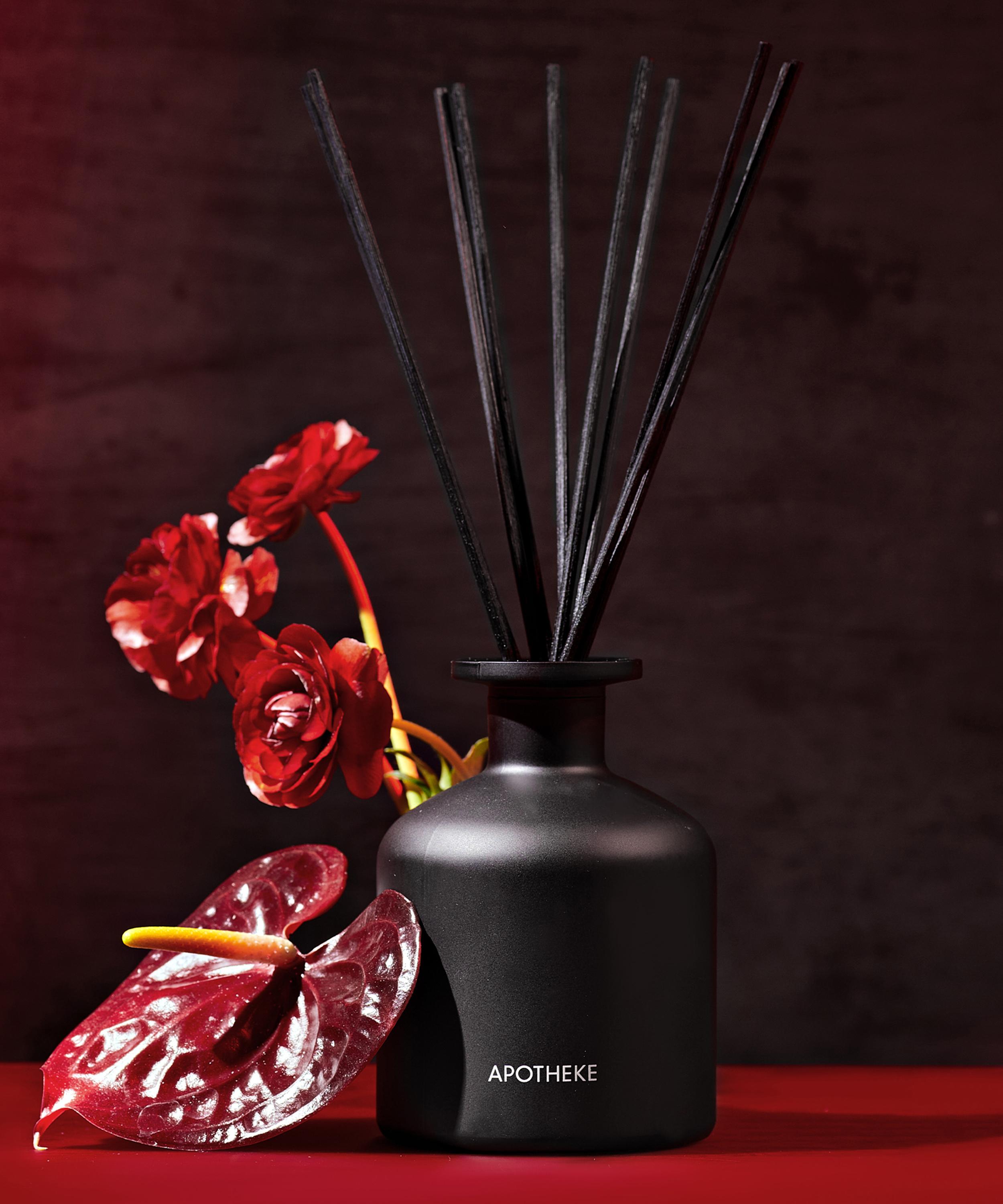 Apotheke - Charcoal Rouge Reed Diffuser 198ml image number 2