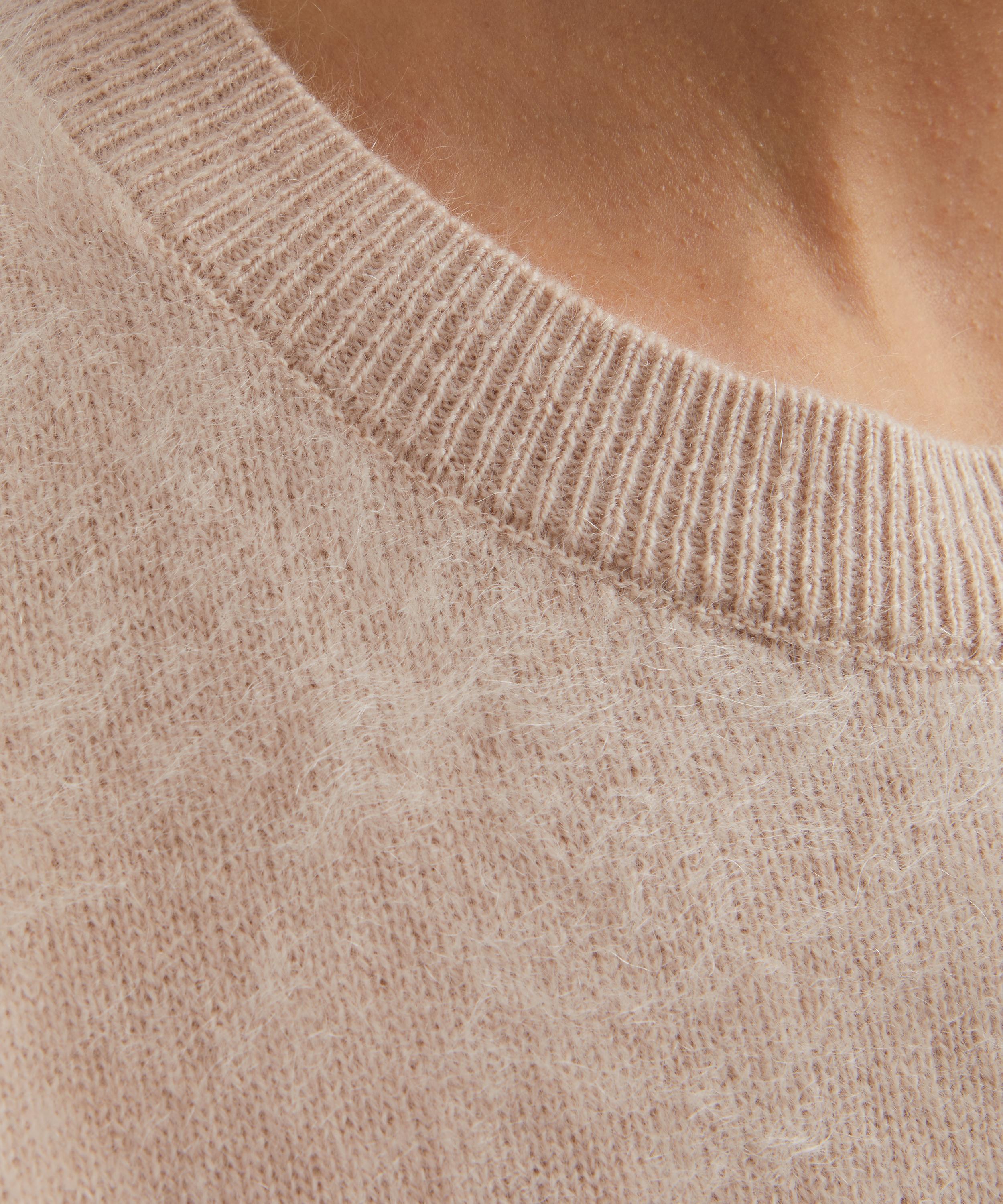 Jumper 1234 - Brushed Crew Cashmere Jumper image number 4