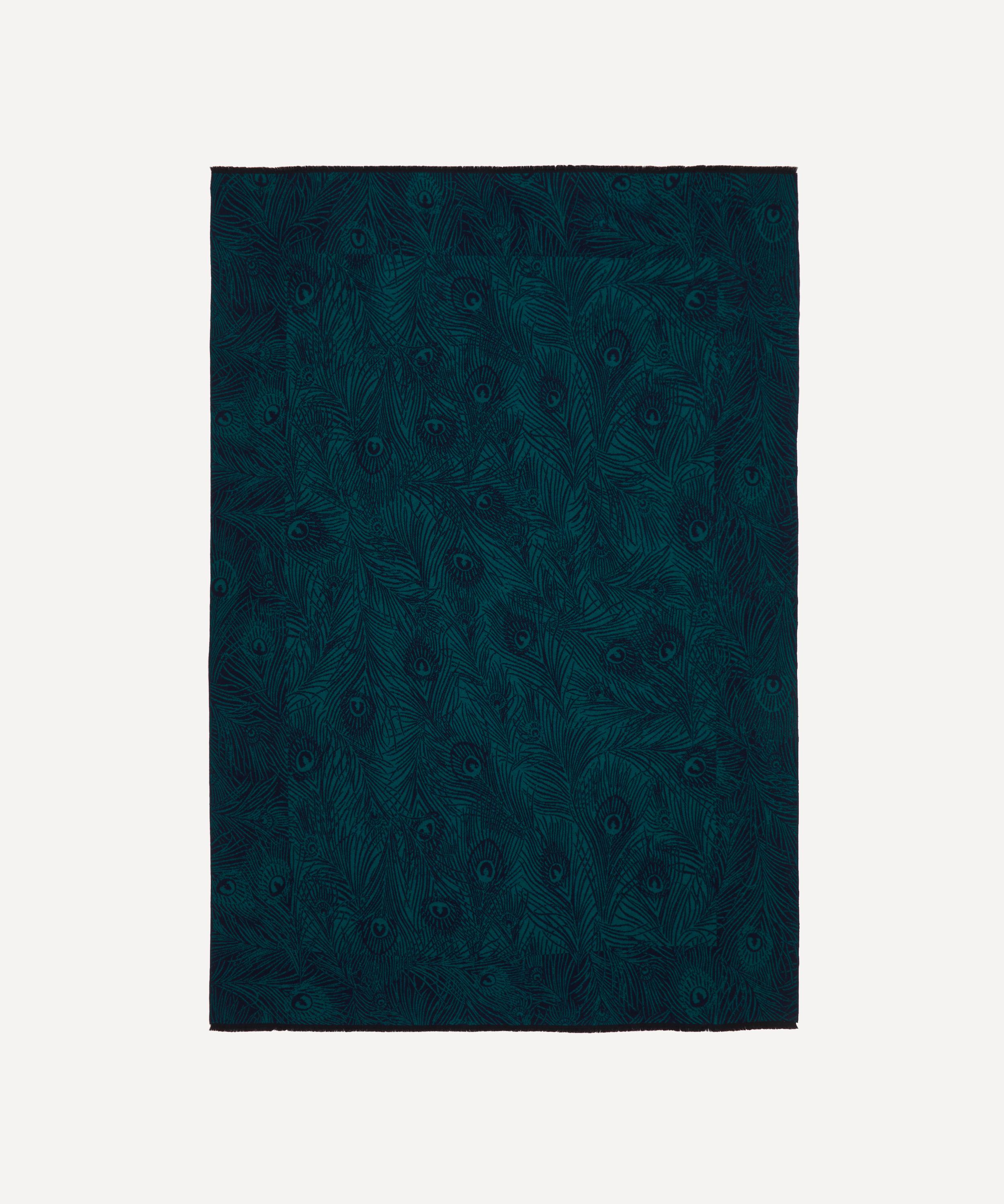 Liberty - Hera Wool Throw image number 1