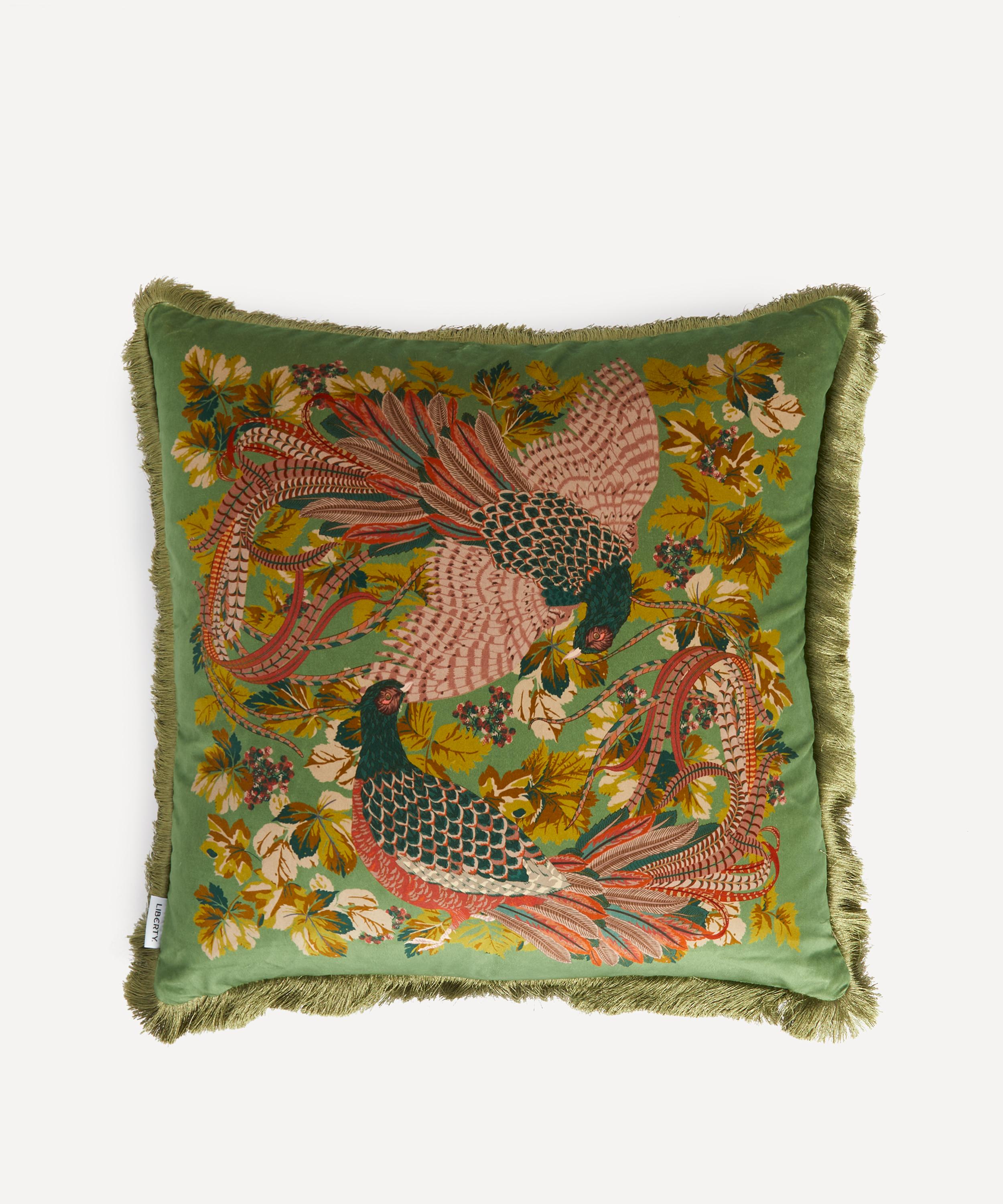 Liberty - Lady Amphora Velvet Cushion image number 0